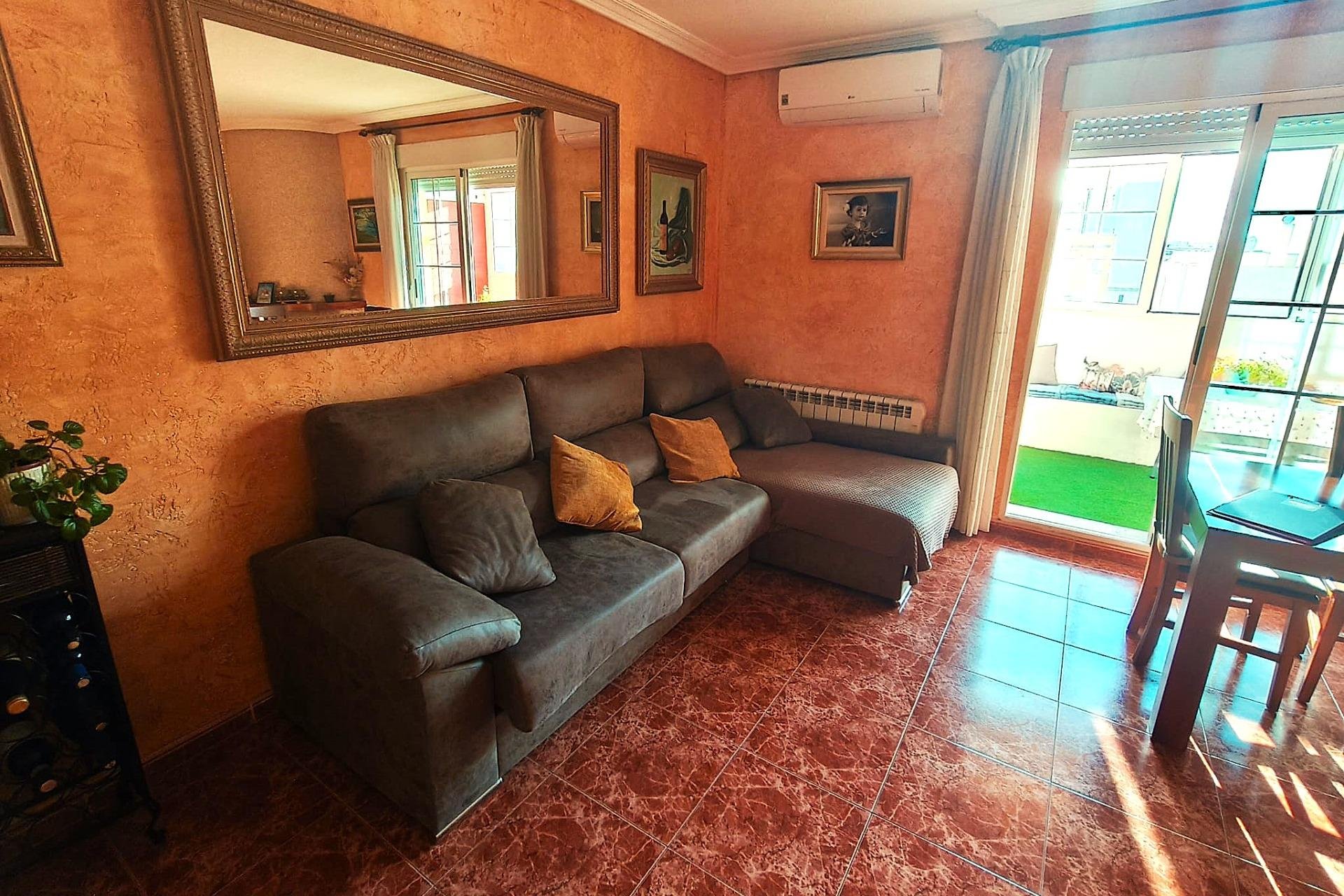 Revânzare - Apartament -
Torrevieja - Centro