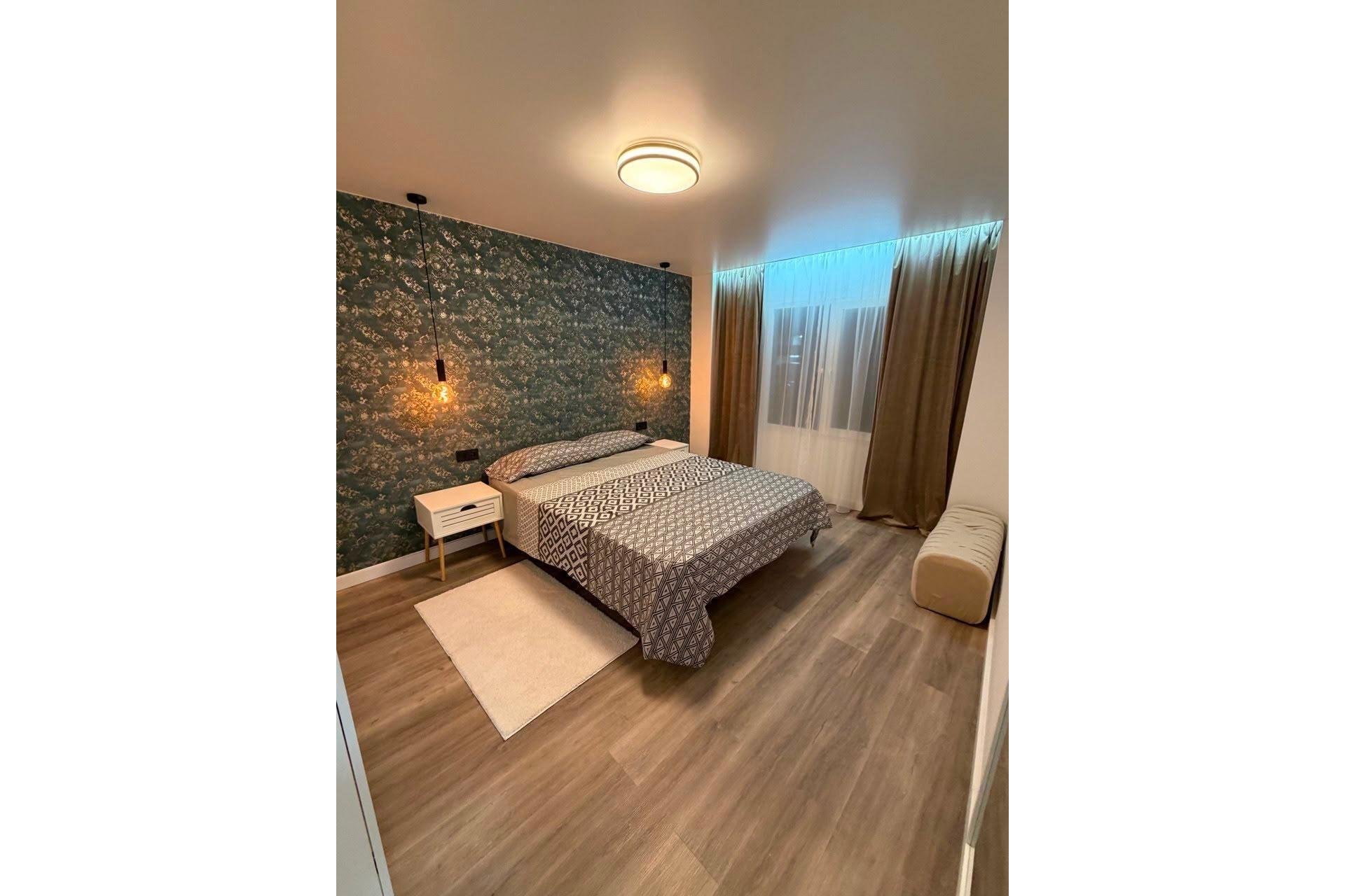 Revânzare - Apartament -
Torrevieja - Centro