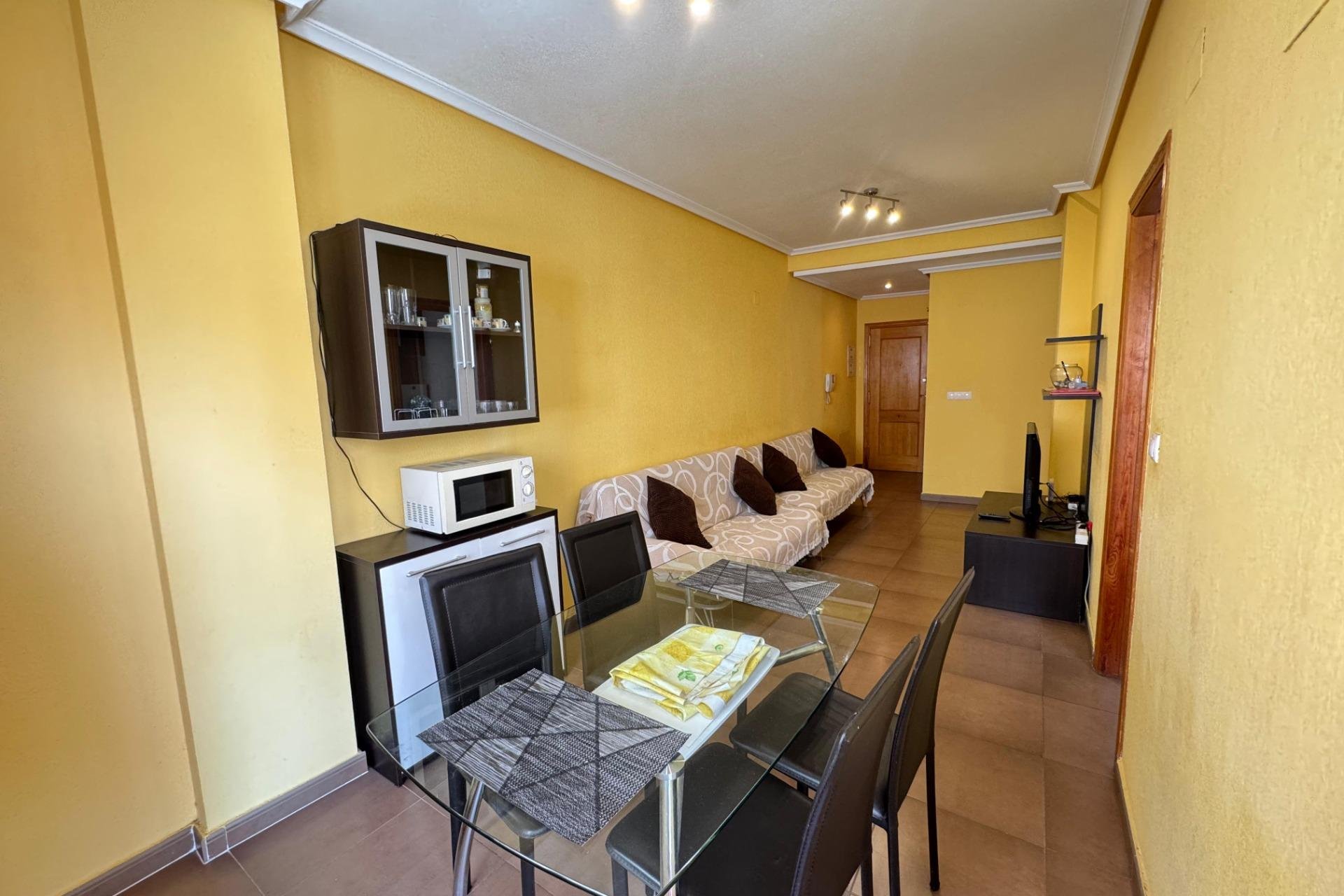Revânzare - Apartament -
Torrevieja - Costa Blanca