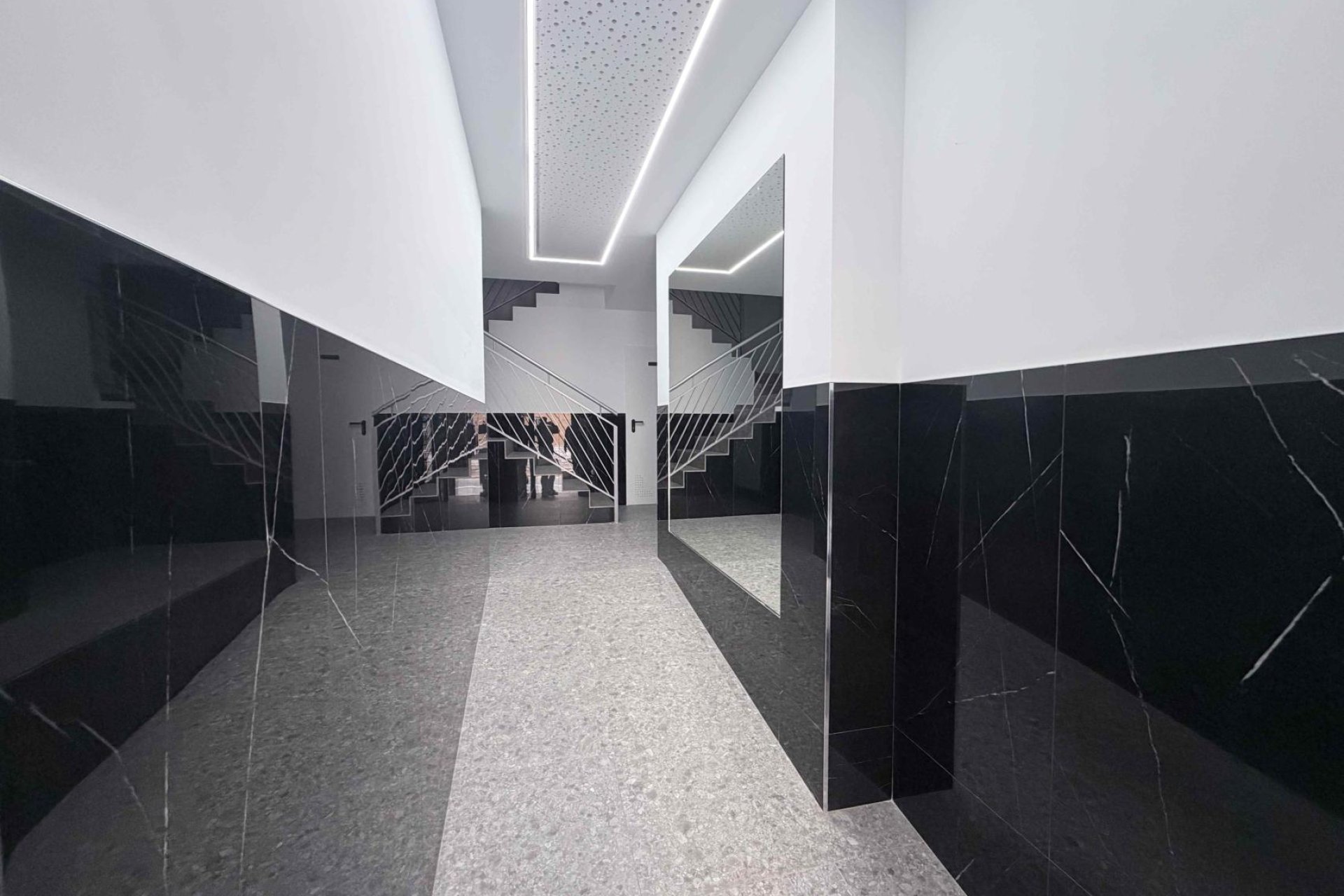 Revânzare - Apartament -
Torrevieja - Costa Blanca