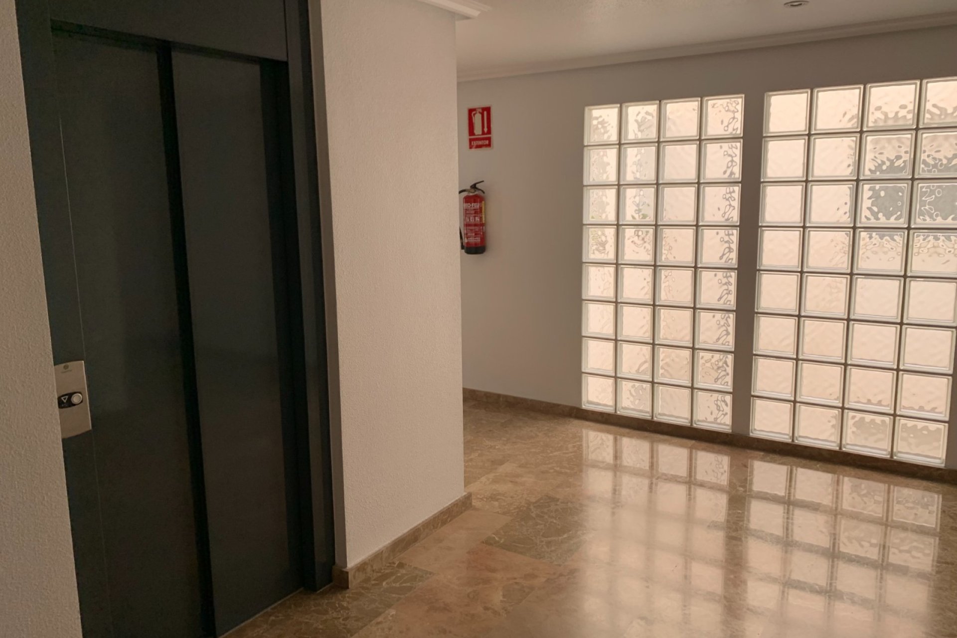 Revânzare - Apartament -
Torrevieja - Costa Blanca