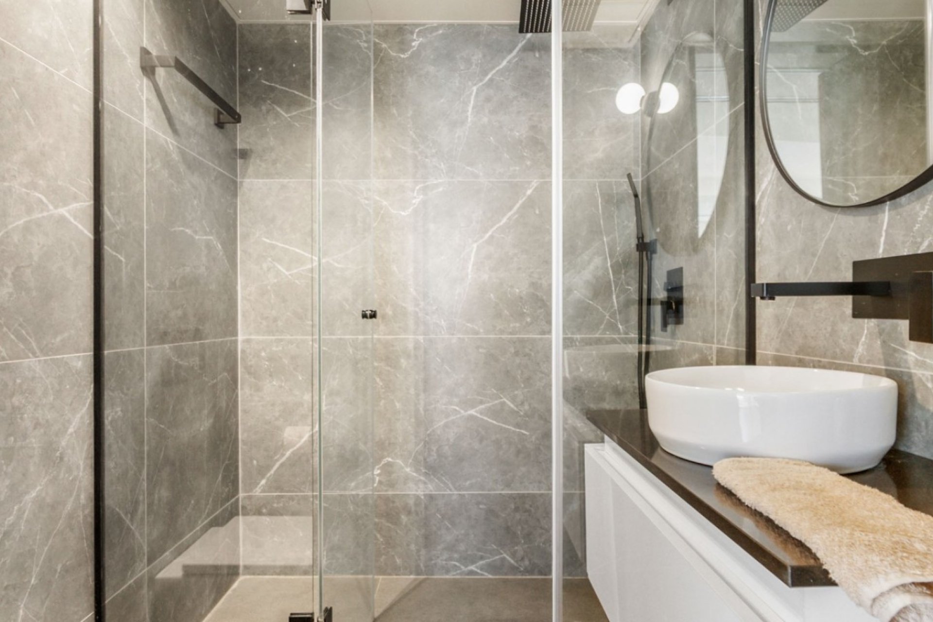 Revânzare - Apartament -
Torrevieja - Costa Blanca