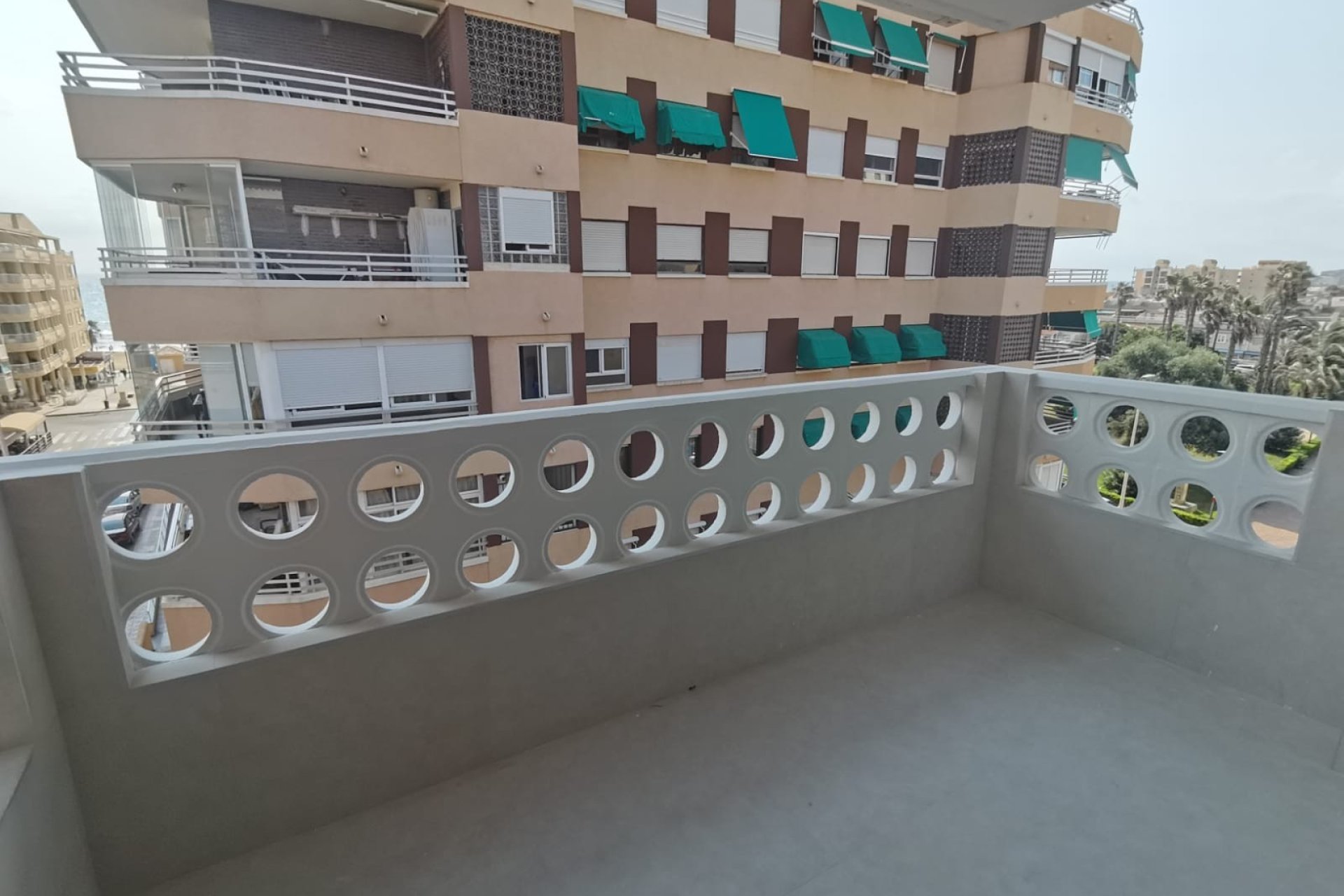 Revânzare - Apartament -
Torrevieja - Costa Blanca