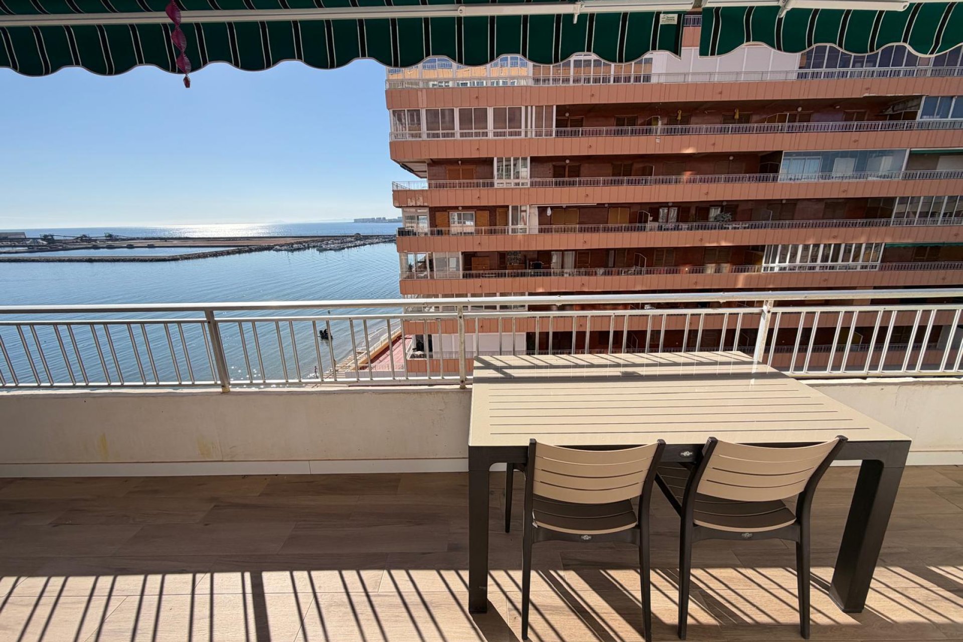 Revânzare - Apartament -
Torrevieja - Costa Blanca