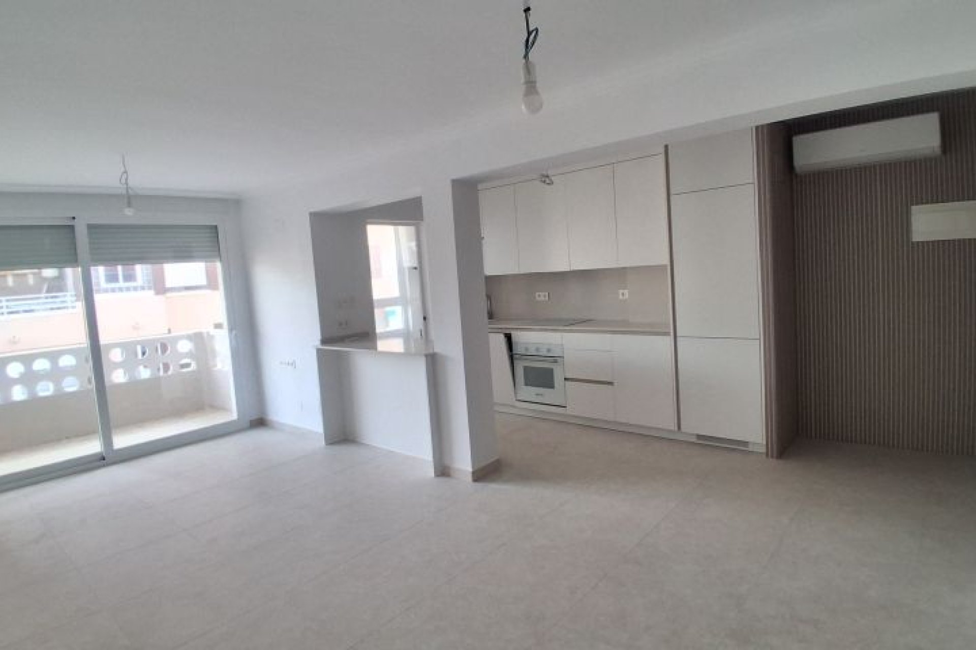 Revânzare - Apartament -
Torrevieja - Costa Blanca