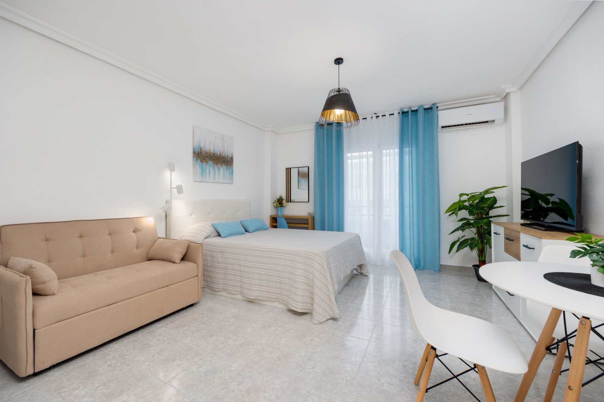 Revânzare - Apartament -
Torrevieja - Costa Blanca