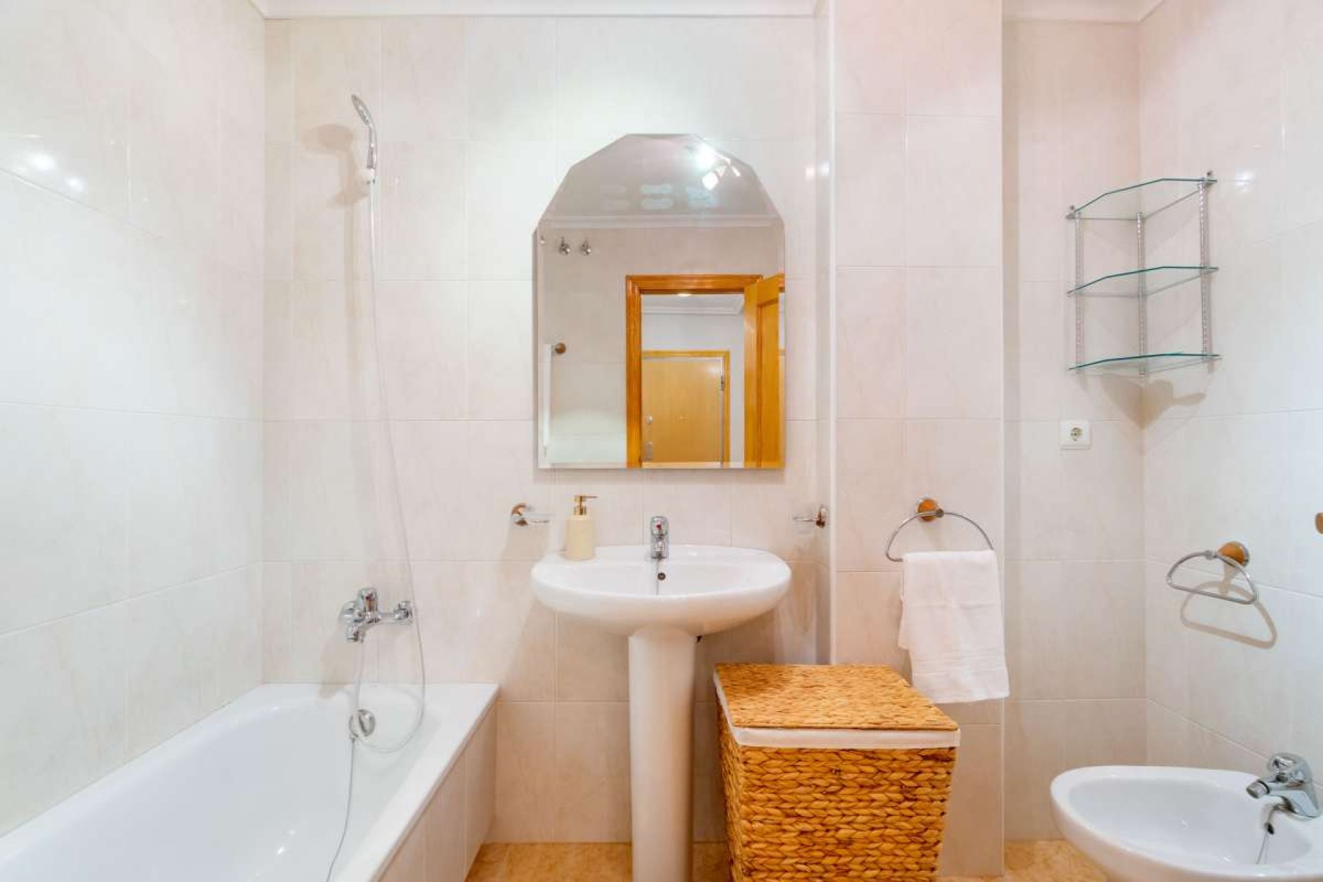 Revânzare - Apartament -
Torrevieja - Costa Blanca