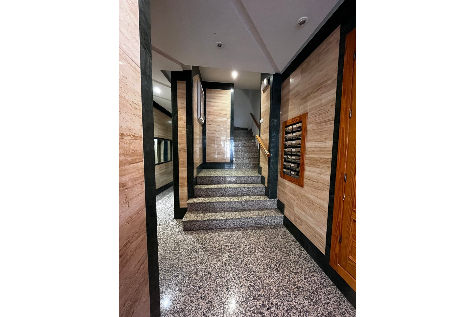 Revânzare - Apartament -
Torrevieja - Costa Blanca