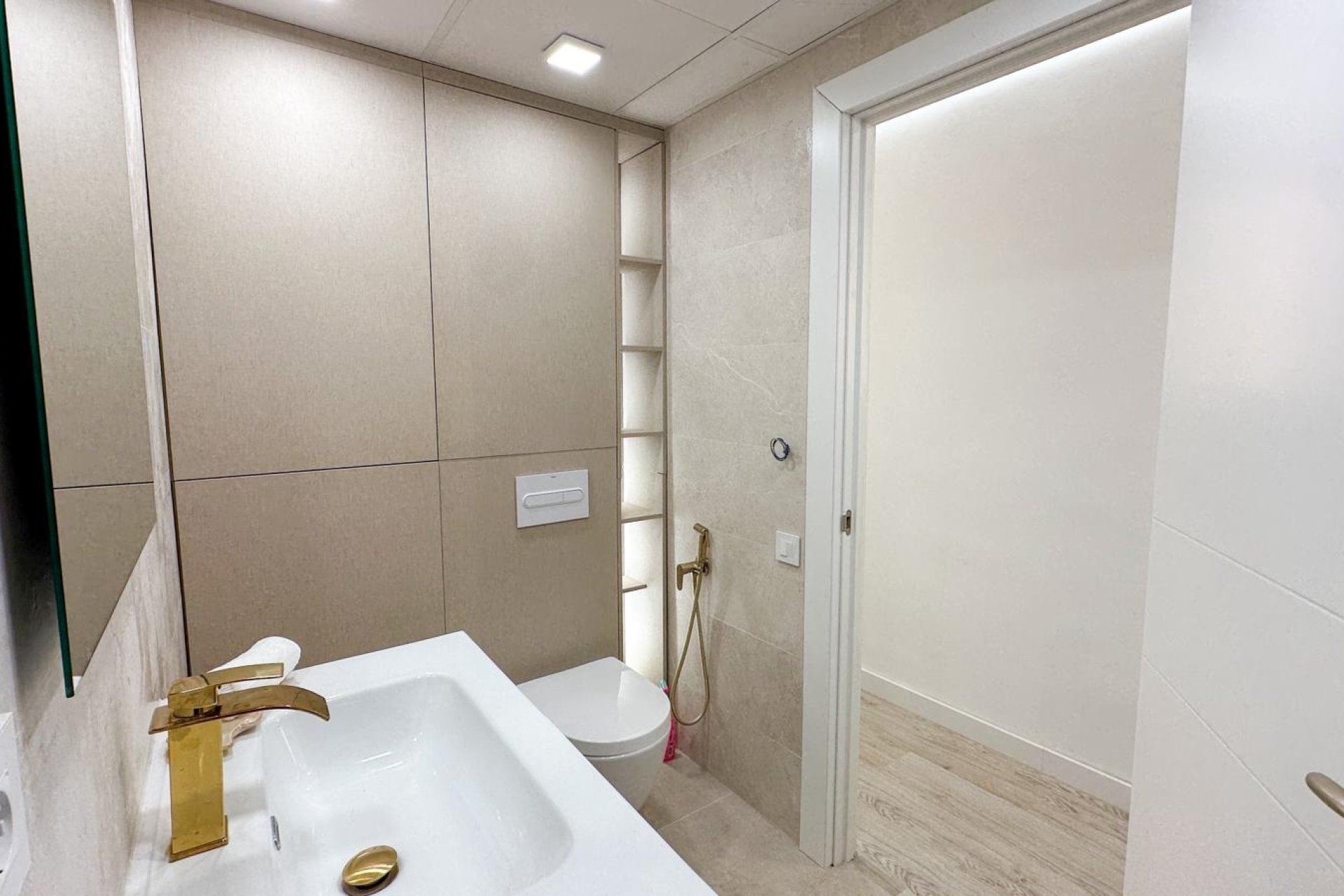 Revânzare - Apartament -
Torrevieja - Costa Blanca