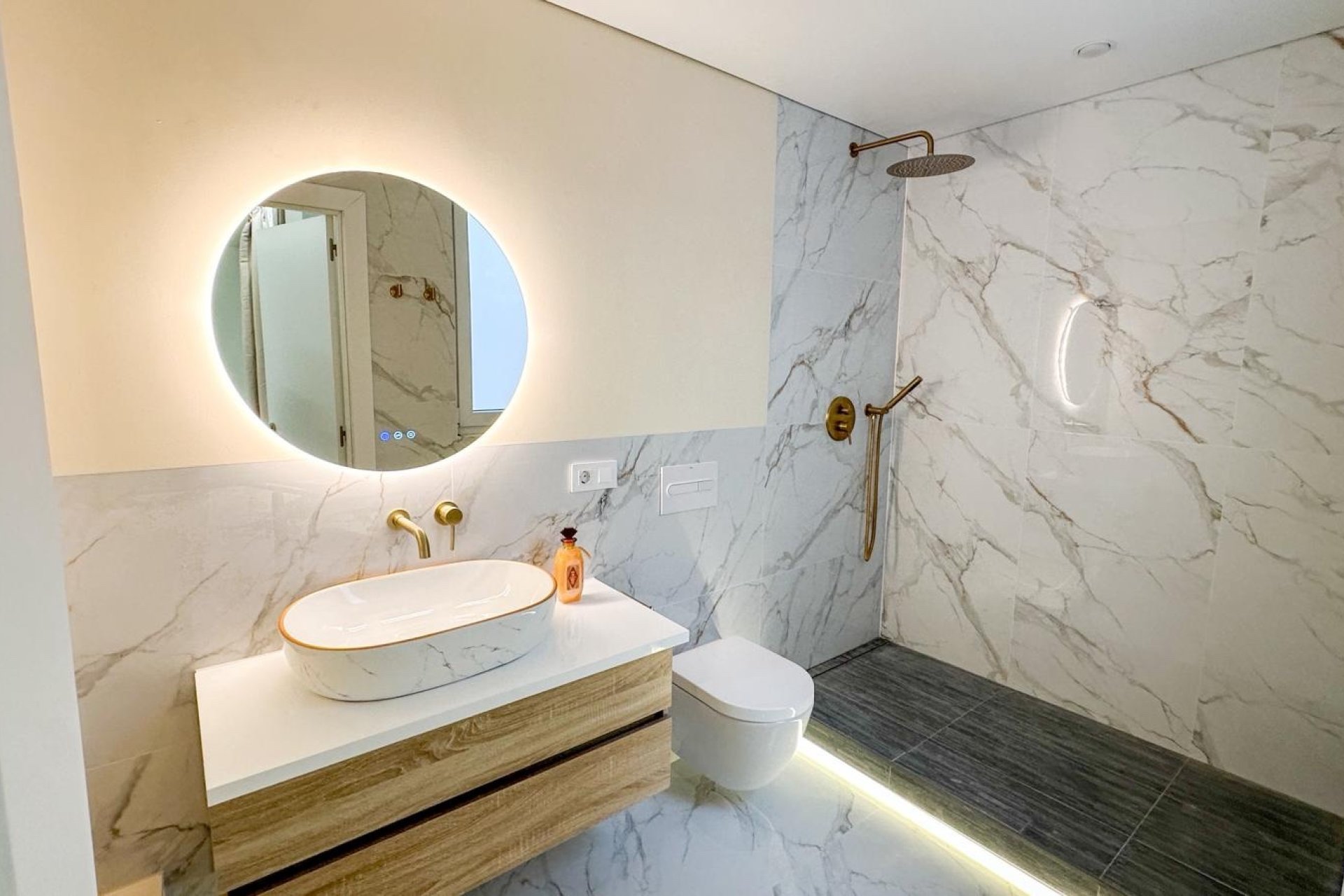 Revânzare - Apartament -
Torrevieja - Costa Blanca