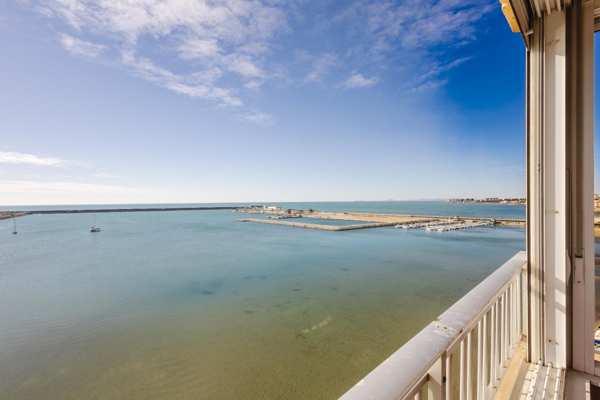 Revânzare - Apartament -
Torrevieja - Costa Blanca