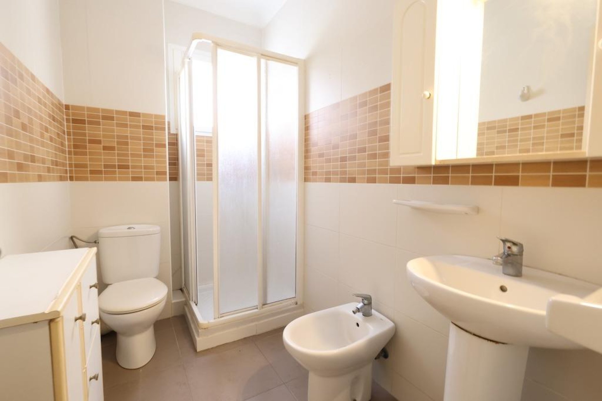 Revânzare - Apartament -
Torrevieja - Costa Blanca