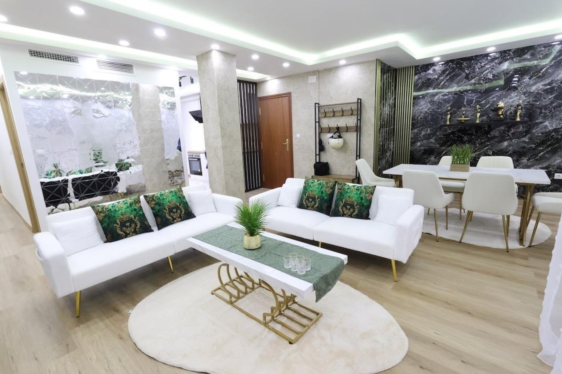 Revânzare - Apartament -
Torrevieja - Costa Blanca
