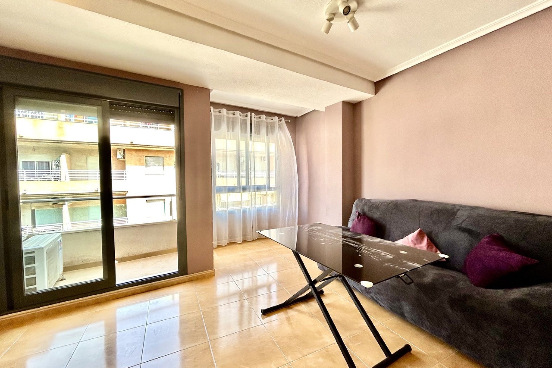 Revânzare - Apartament -
Torrevieja - Costa Blanca