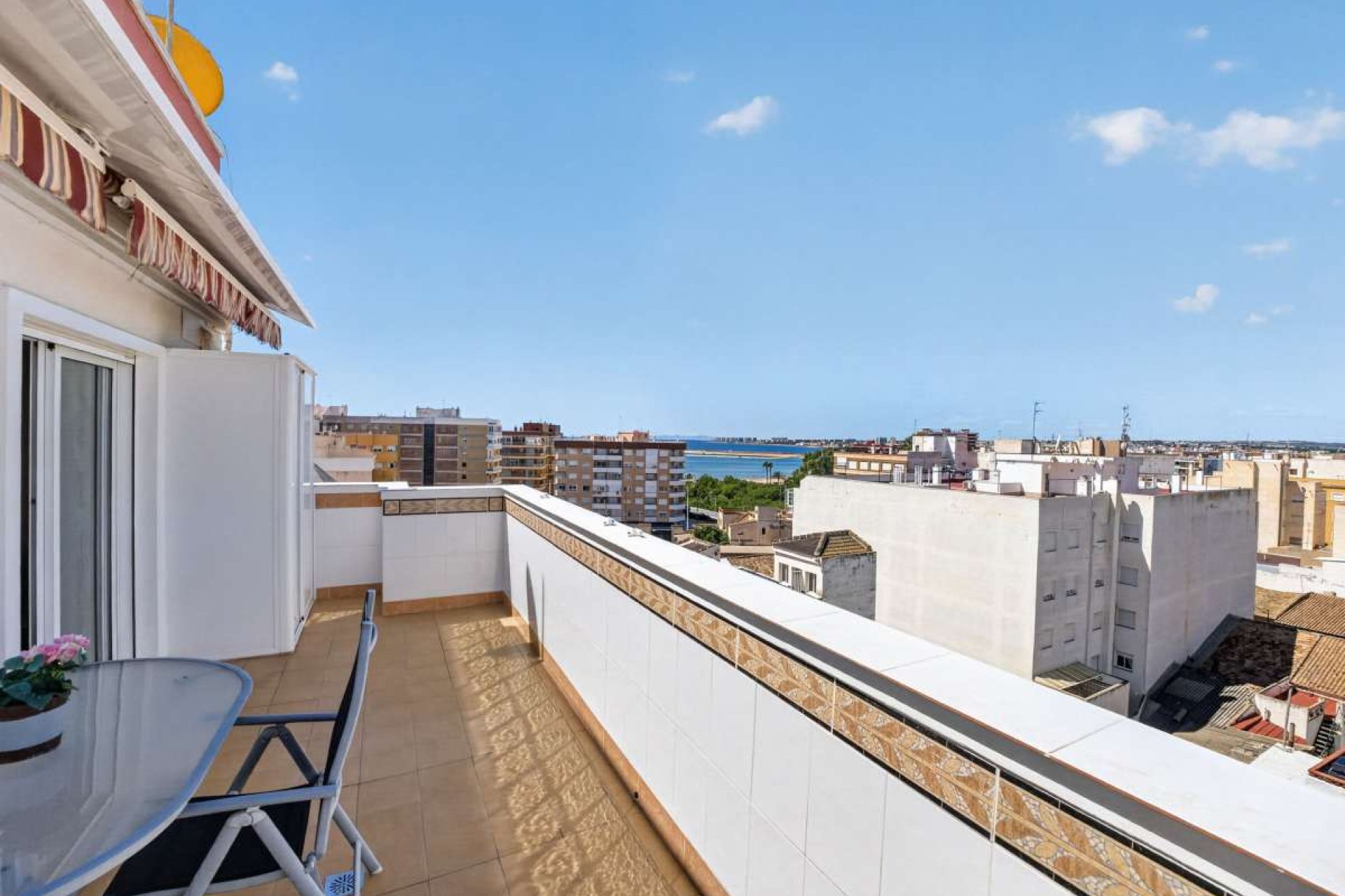 Revânzare - Apartament -
Torrevieja - Costa Blanca