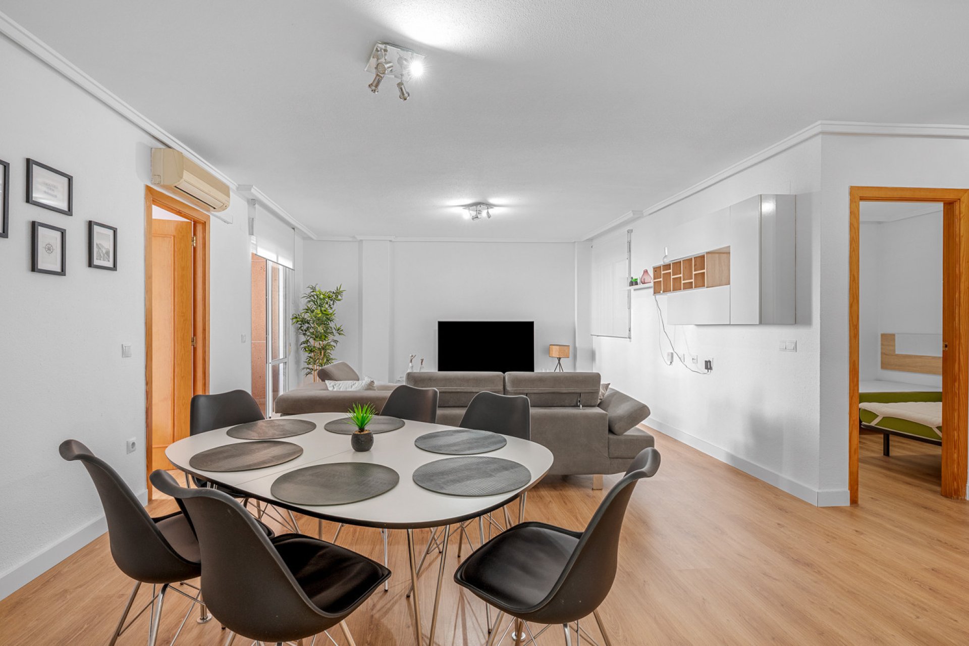 Revânzare - Apartament -
Torrevieja - Costa Blanca