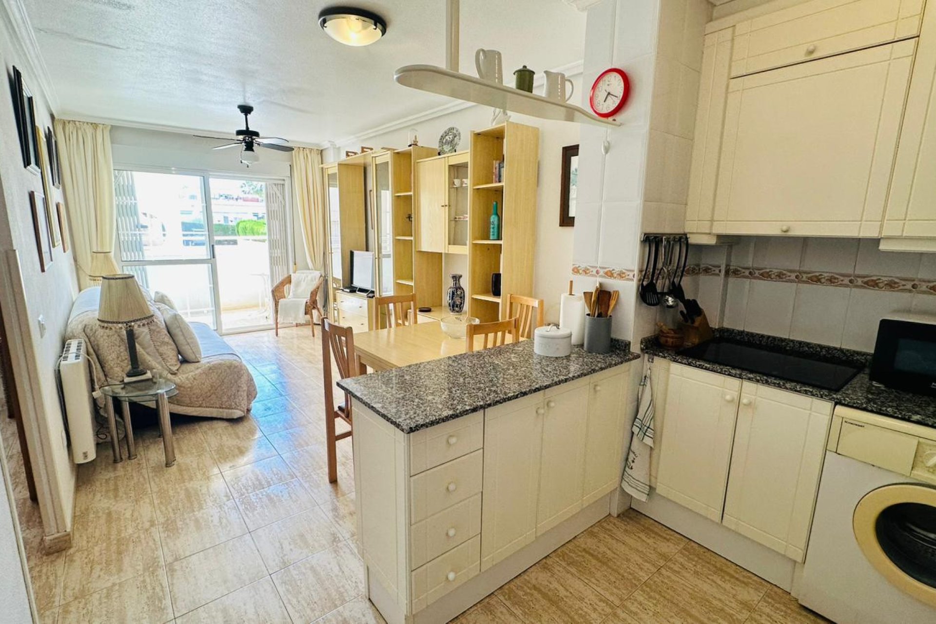 Revânzare - Apartament -
Torrevieja - Costa Blanca