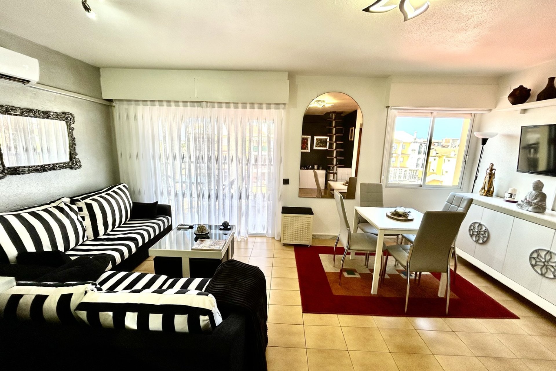 Revânzare - Apartament -
Torrevieja - Costa Blanca