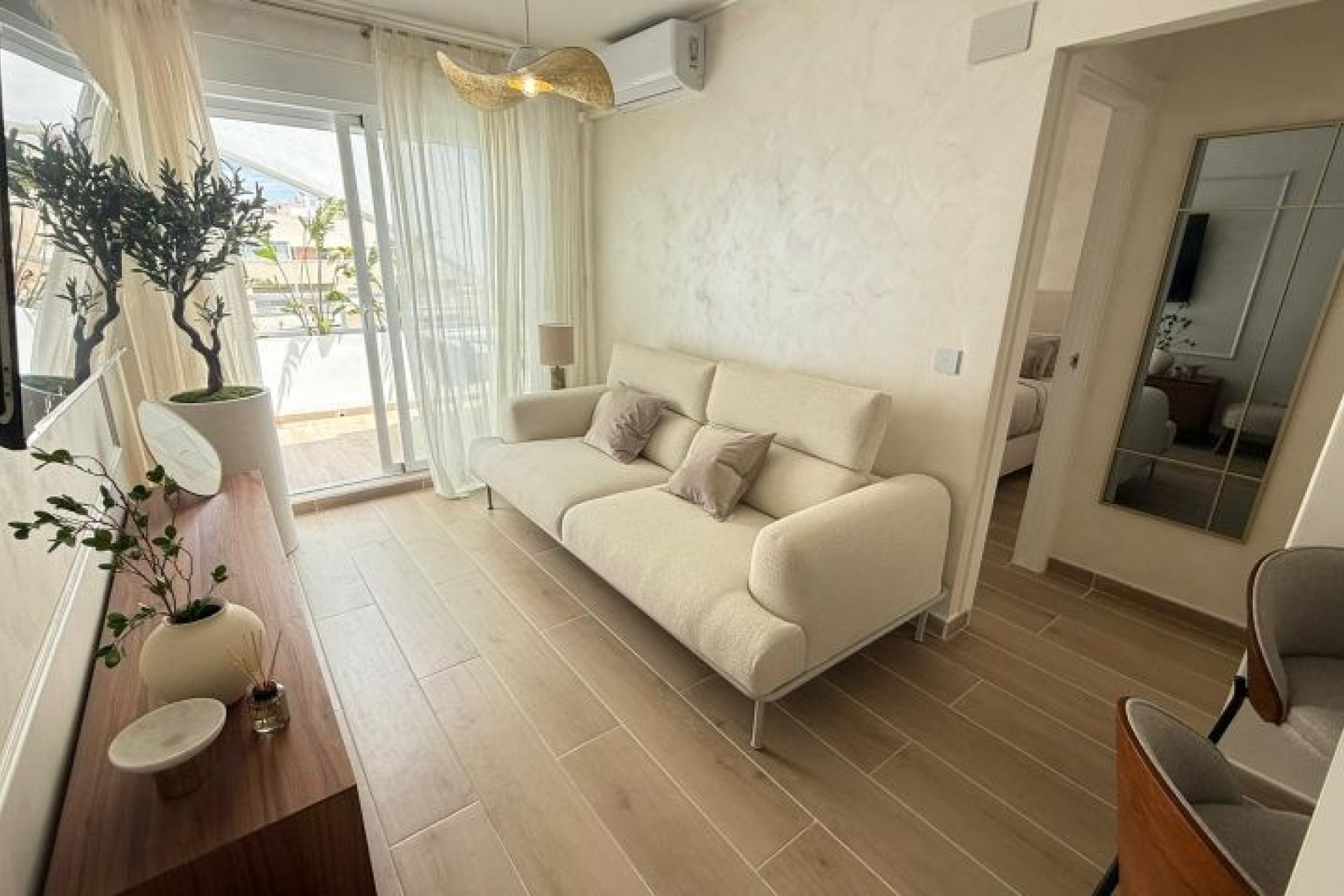 Revânzare - Apartament -
Torrevieja - Costa Blanca