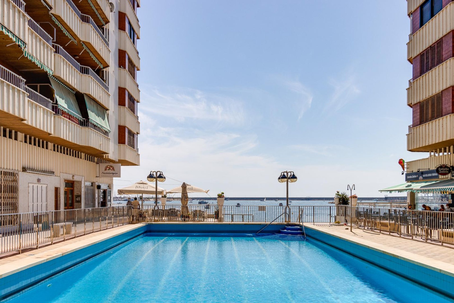 Revânzare - Apartament -
Torrevieja - Costa Blanca