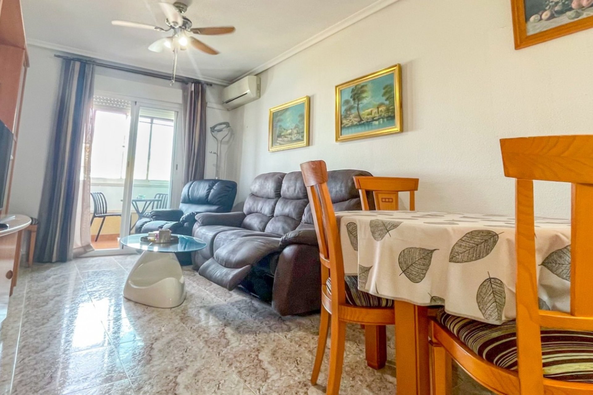 Revânzare - Apartament -
Torrevieja - Costa Blanca