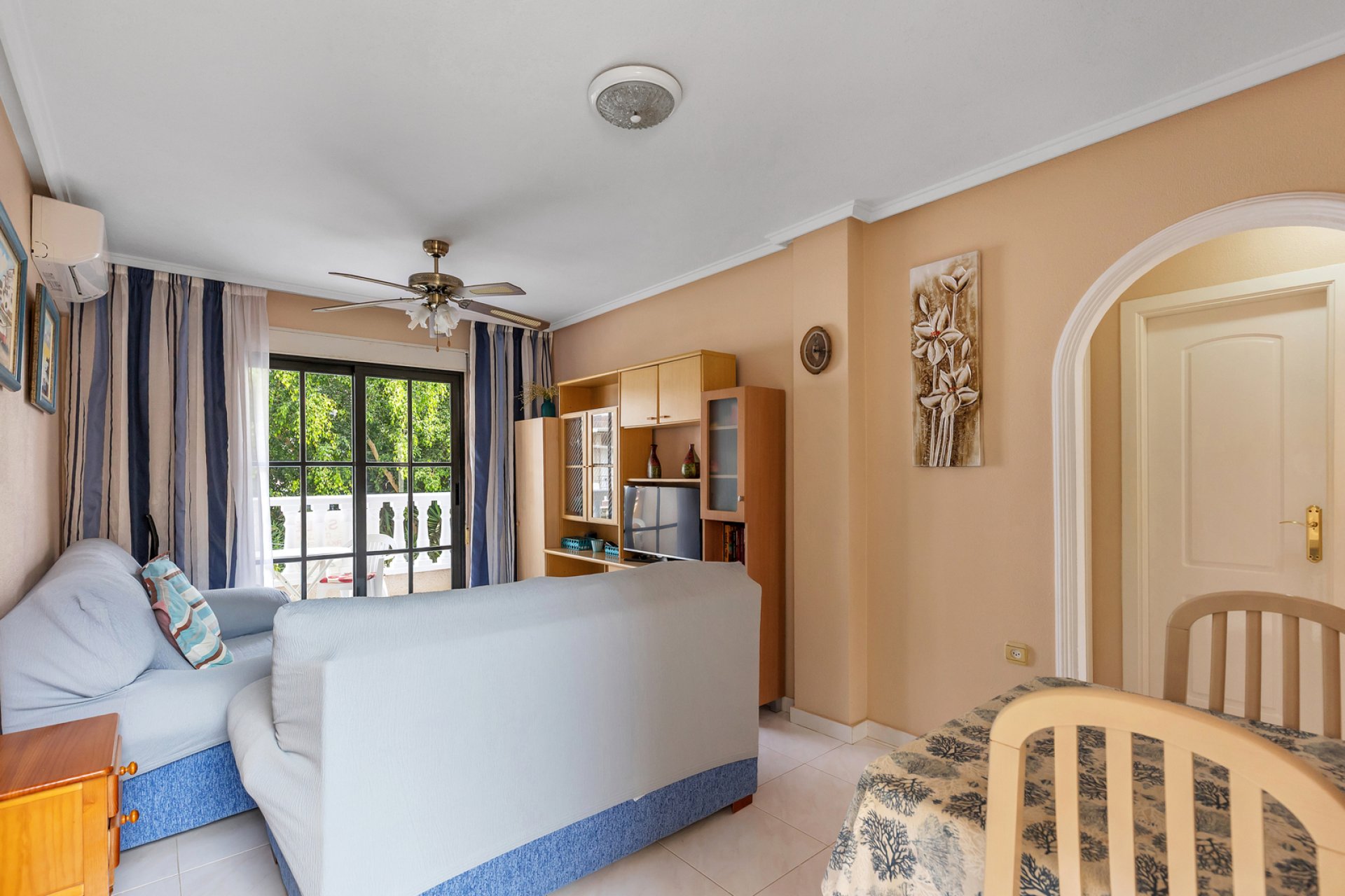 Revânzare - Apartament -
Torrevieja - Costa Blanca