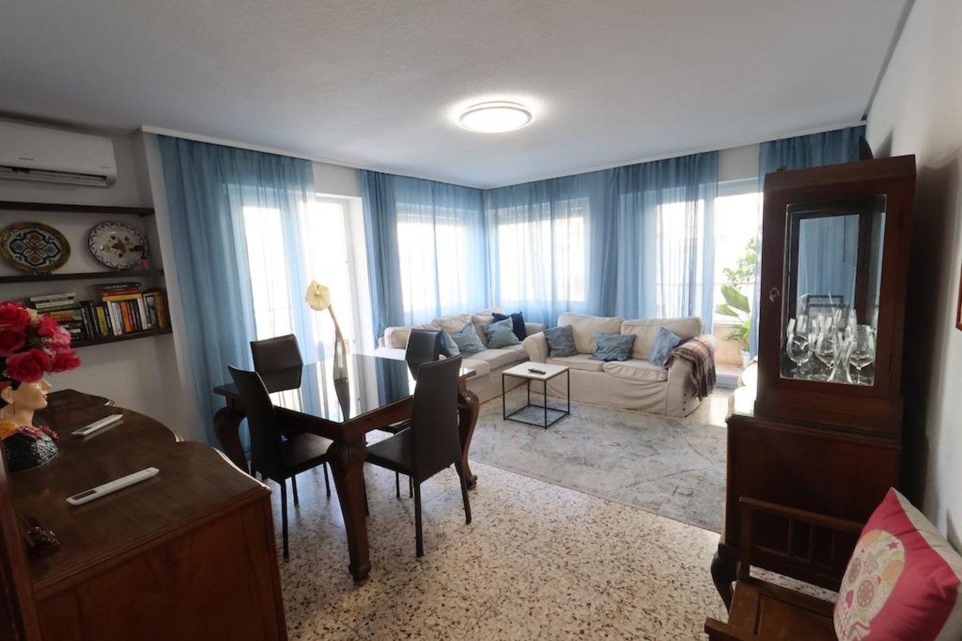 Revânzare - Apartament -
Torrevieja - Costa Blanca