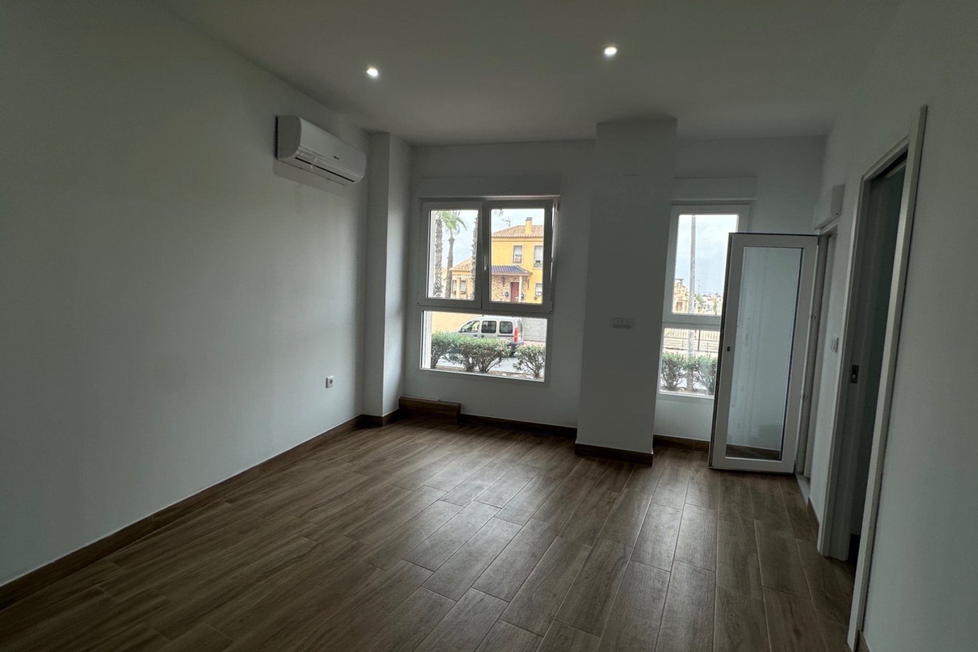 Revânzare - Apartament -
Torrevieja - Costa Blanca