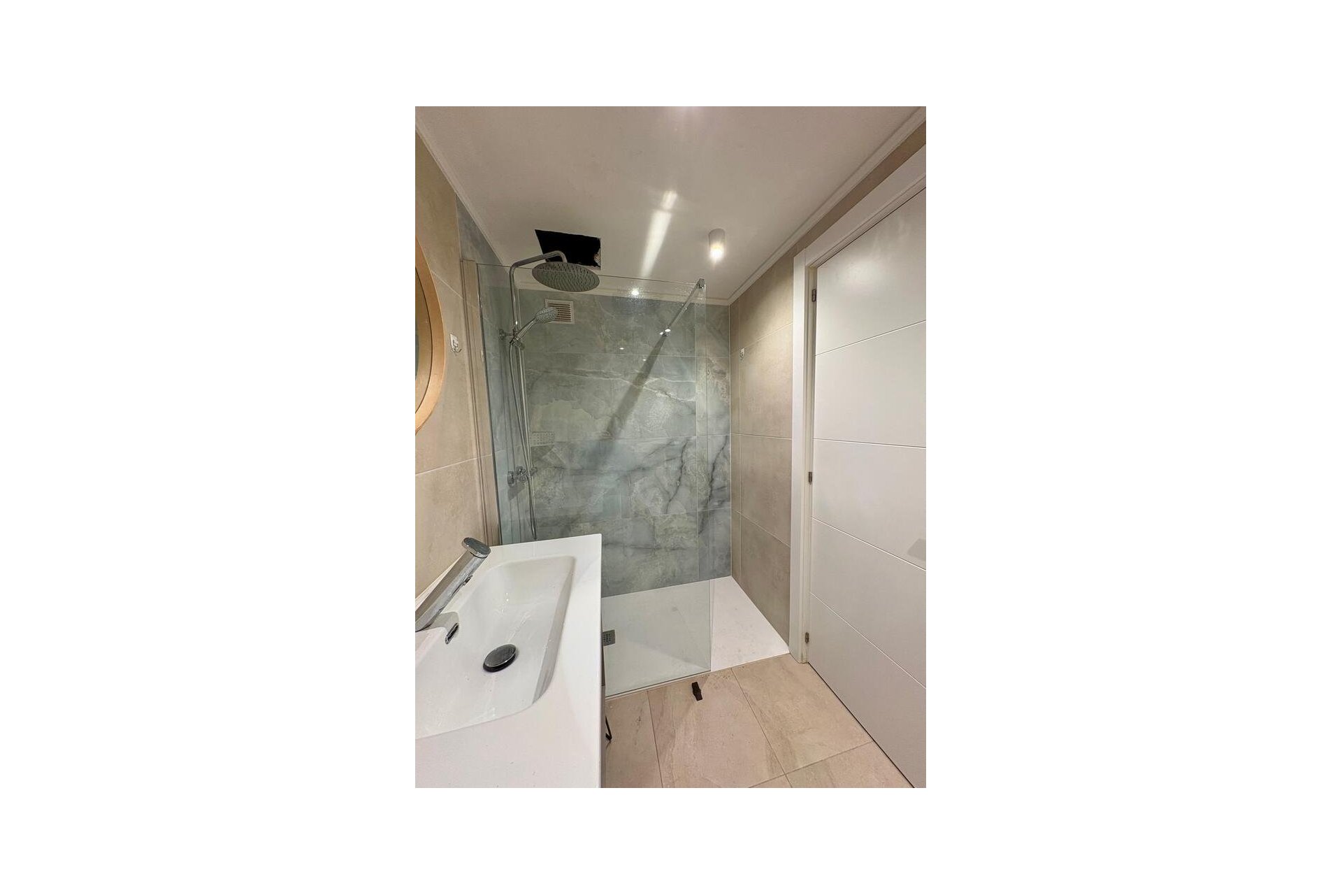 Revânzare - Apartament -
Torrevieja - Costa Blanca