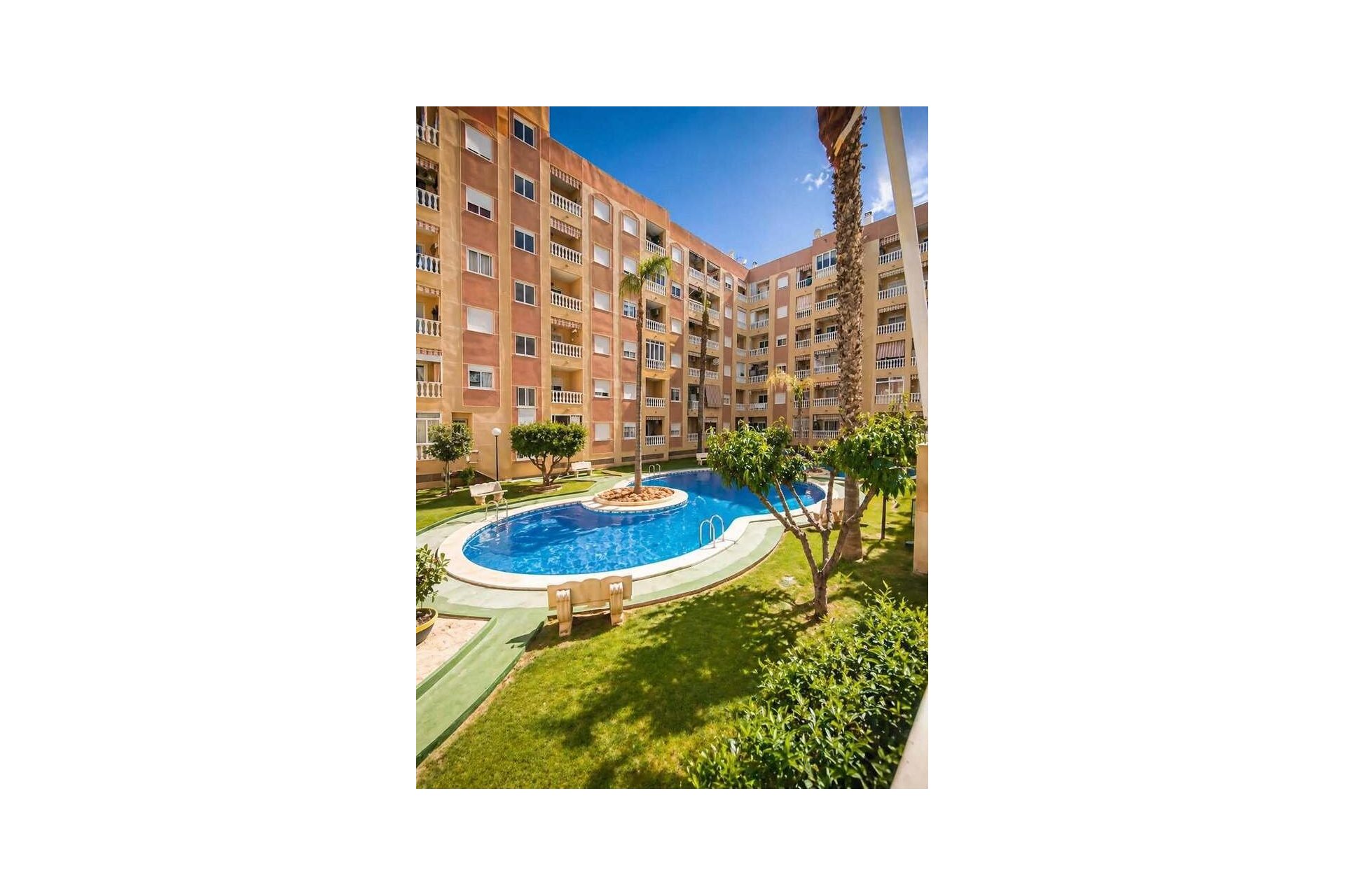 Revânzare - Apartament -
Torrevieja - Costa Blanca