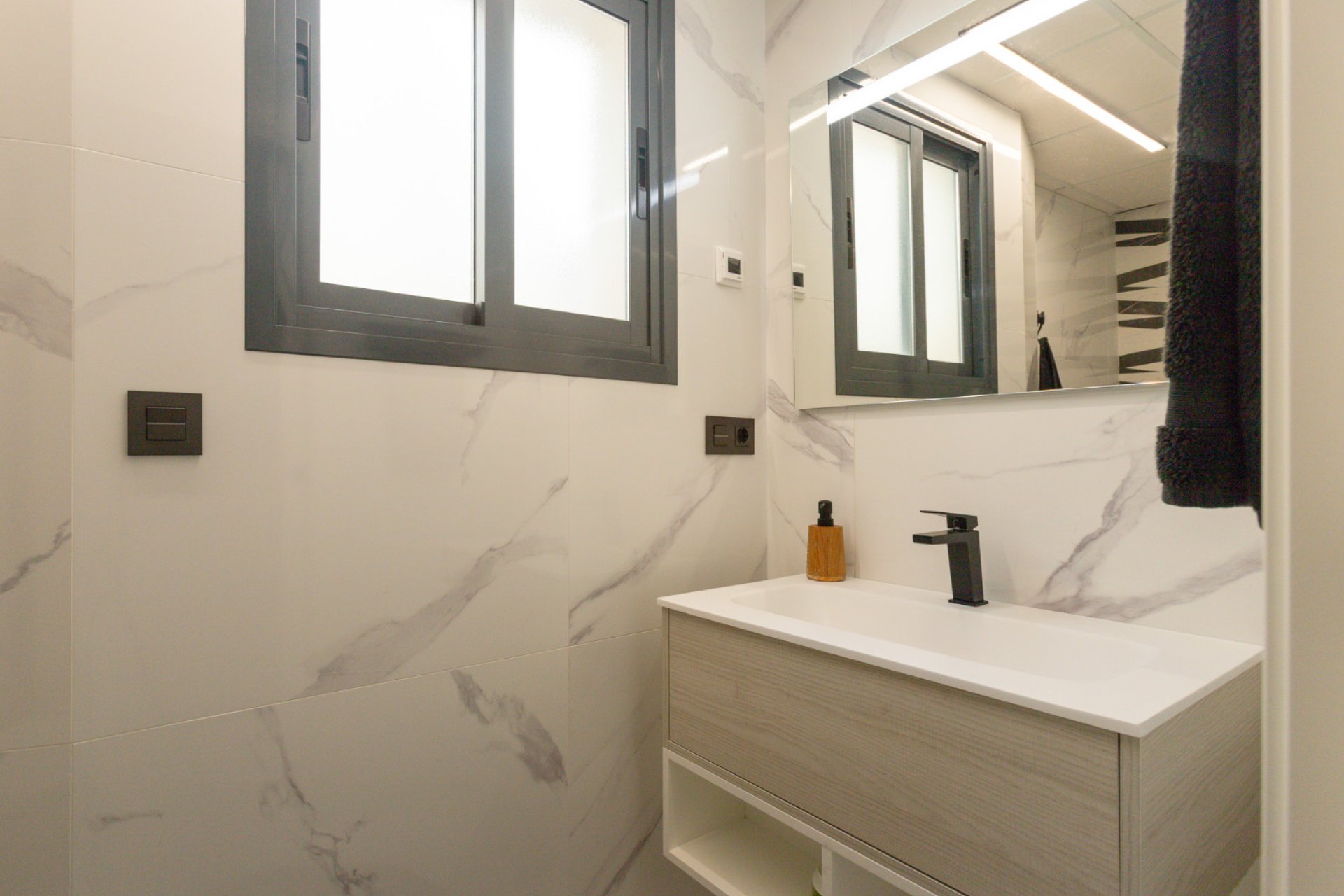 Revânzare - Apartament -
Torrevieja - Costa Blanca