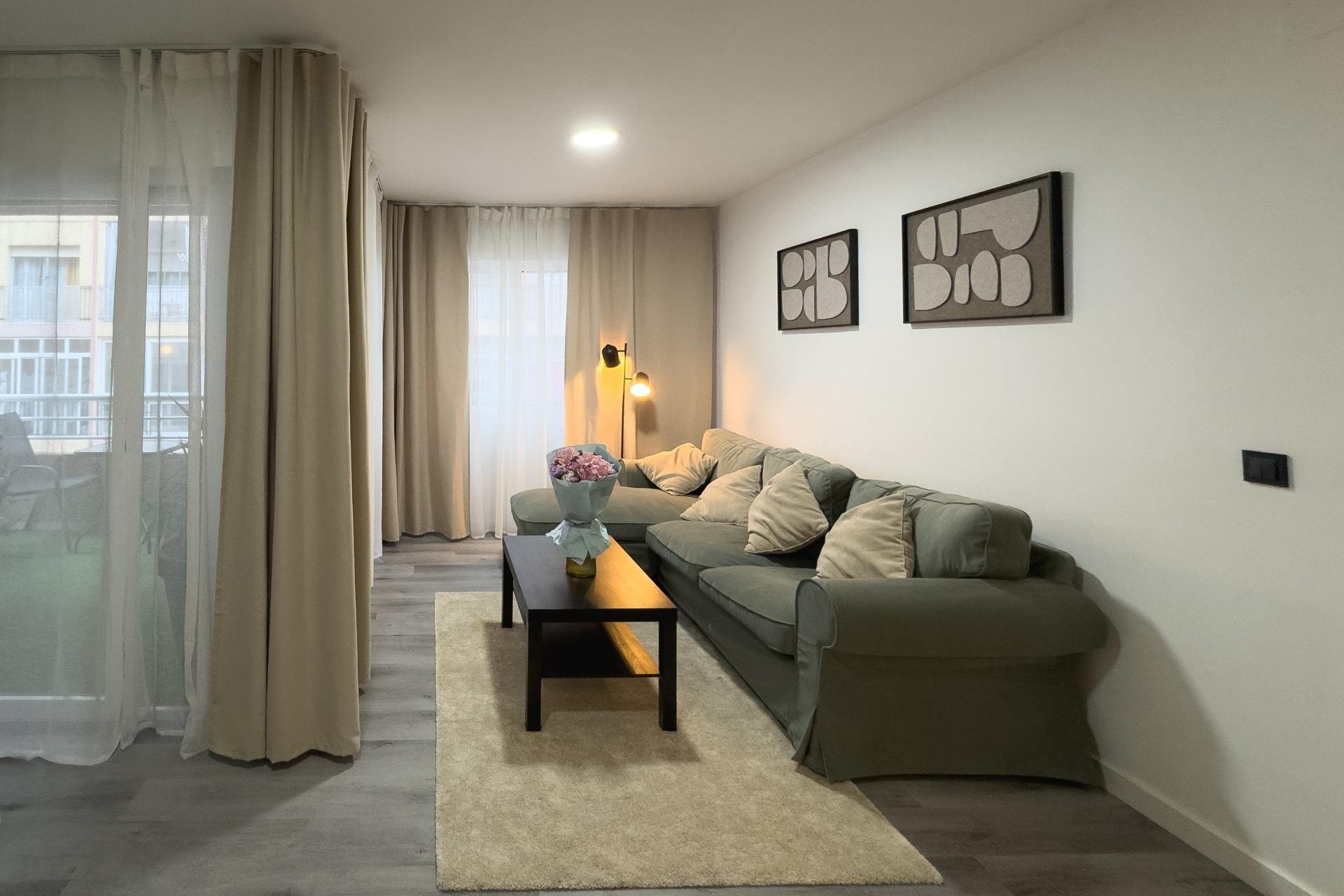 Revânzare - Apartament -
Torrevieja - Curva Del Palangre