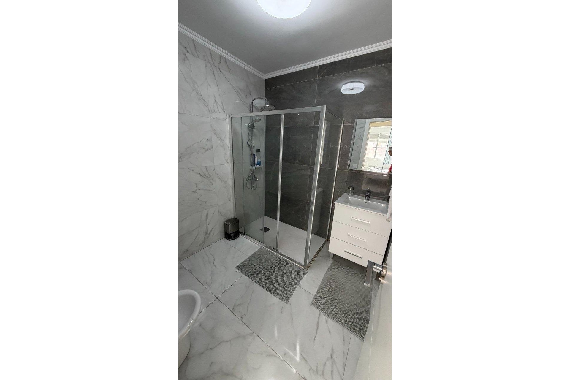 Revânzare - Apartament -
Torrevieja - Curva Del Palangre
