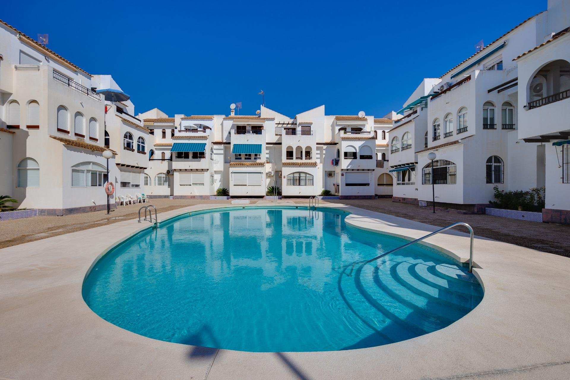 Revânzare - Apartament -
Torrevieja - El Acequión - Los Náufragos
