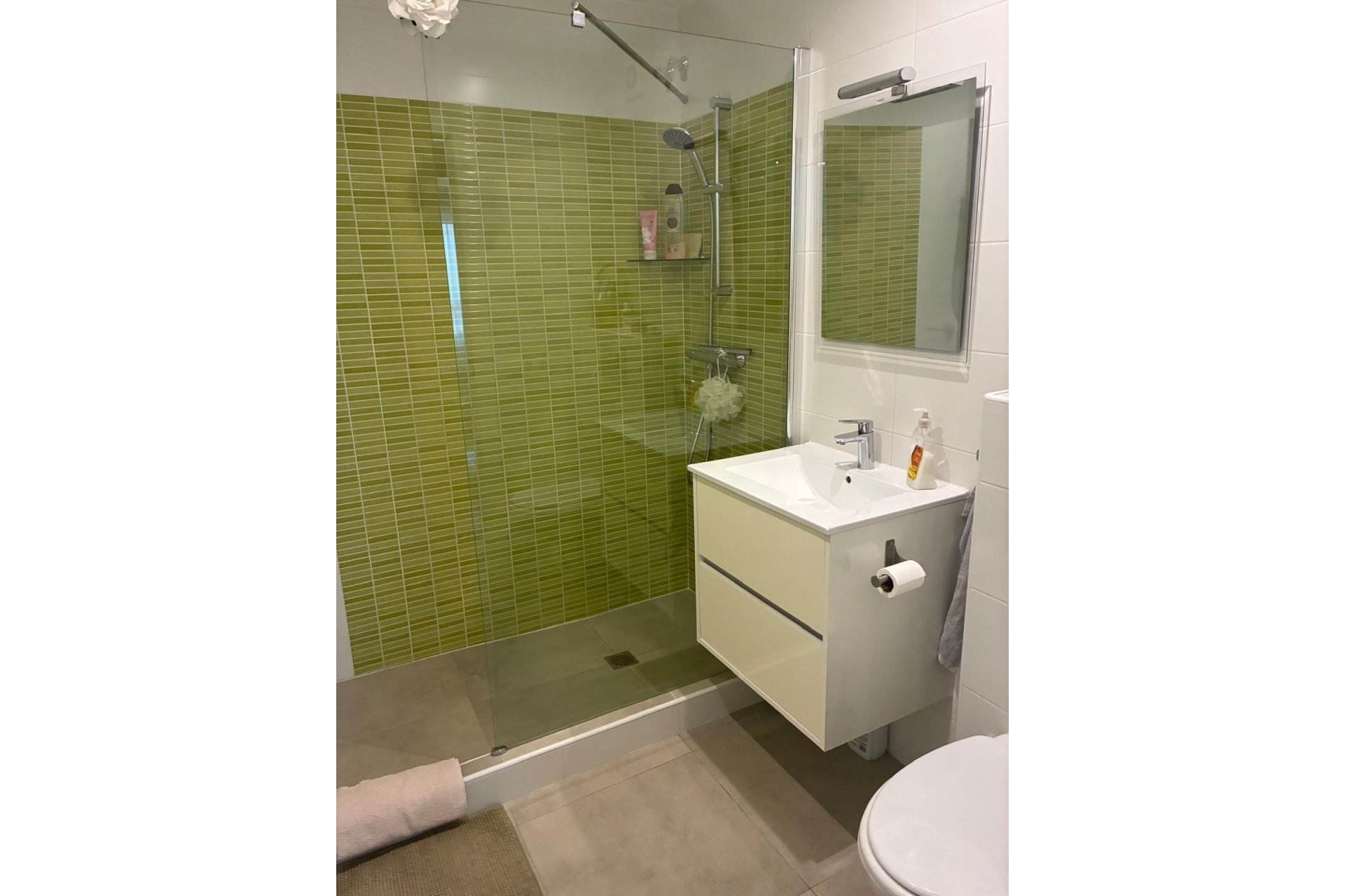 Revânzare - Apartament -
Torrevieja - El Acequión - Los Náufragos