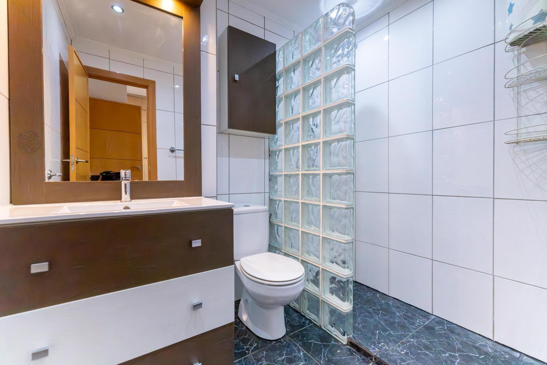 Revânzare - Apartament -
Torrevieja - El Acequión - Los Náufragos