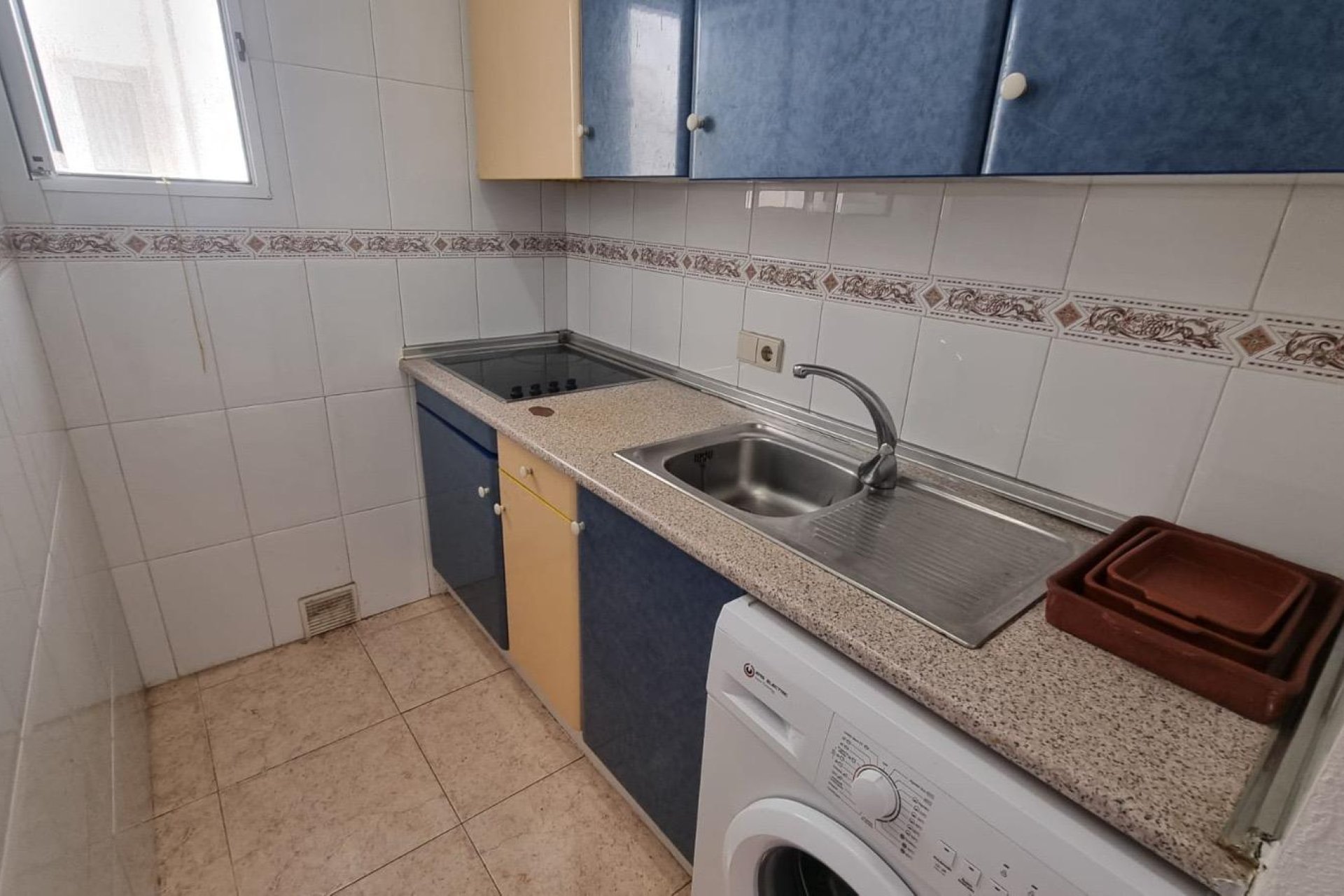 Revânzare - Apartament -
Torrevieja - El Molino