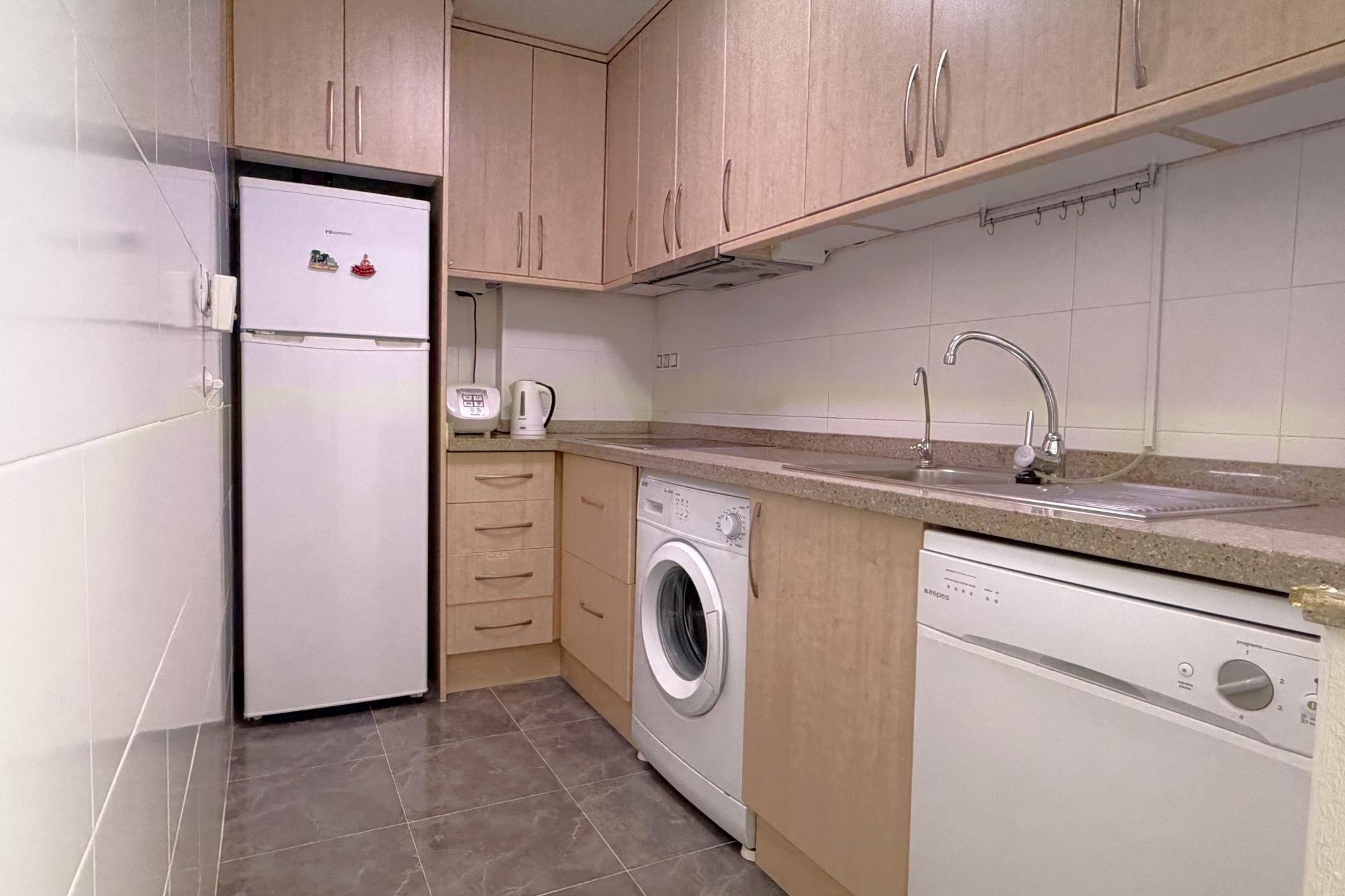 Revânzare - Apartament -
Torrevieja - El Molino