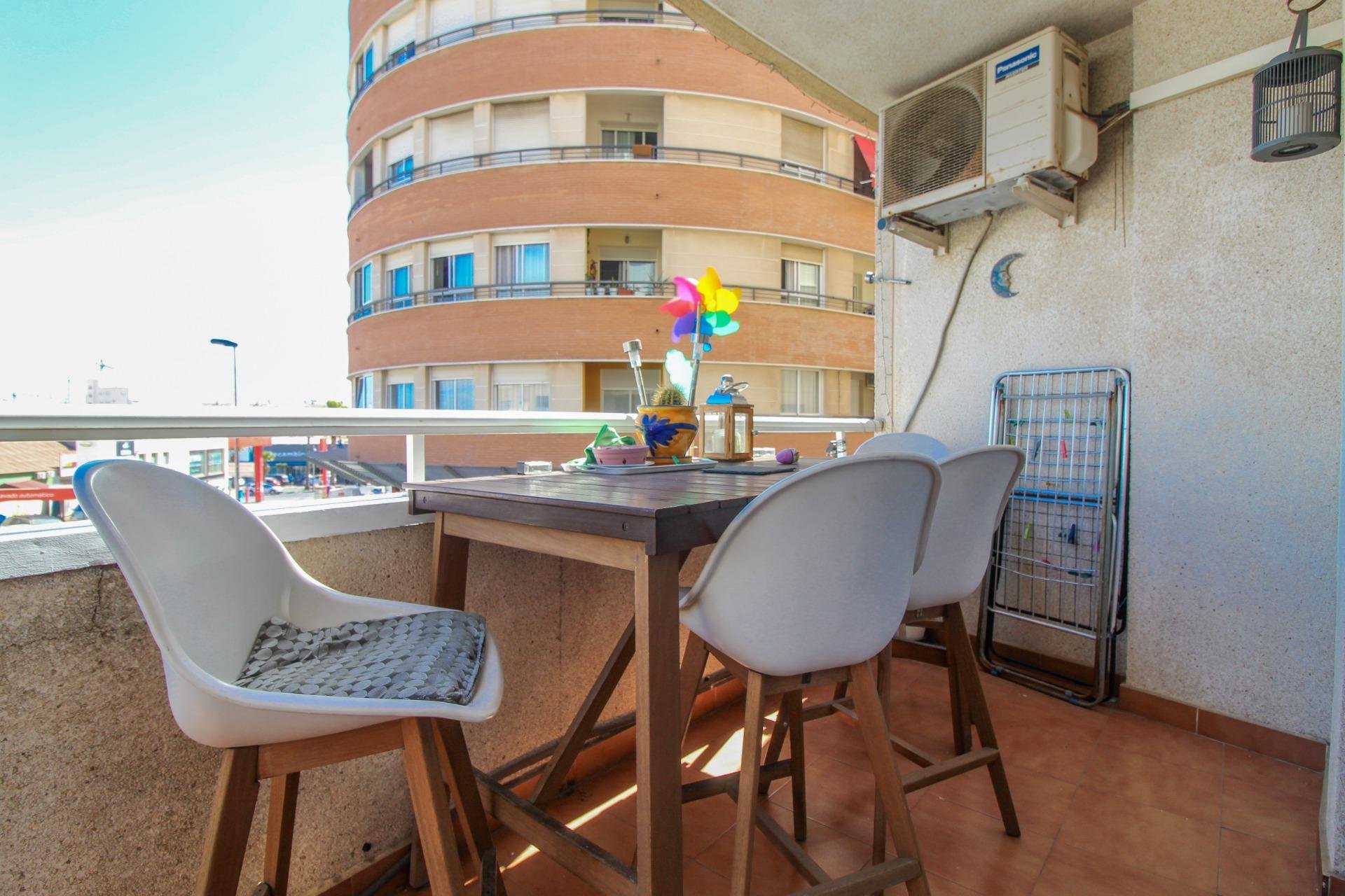 Revânzare - Apartament -
Torrevieja - El Molino
