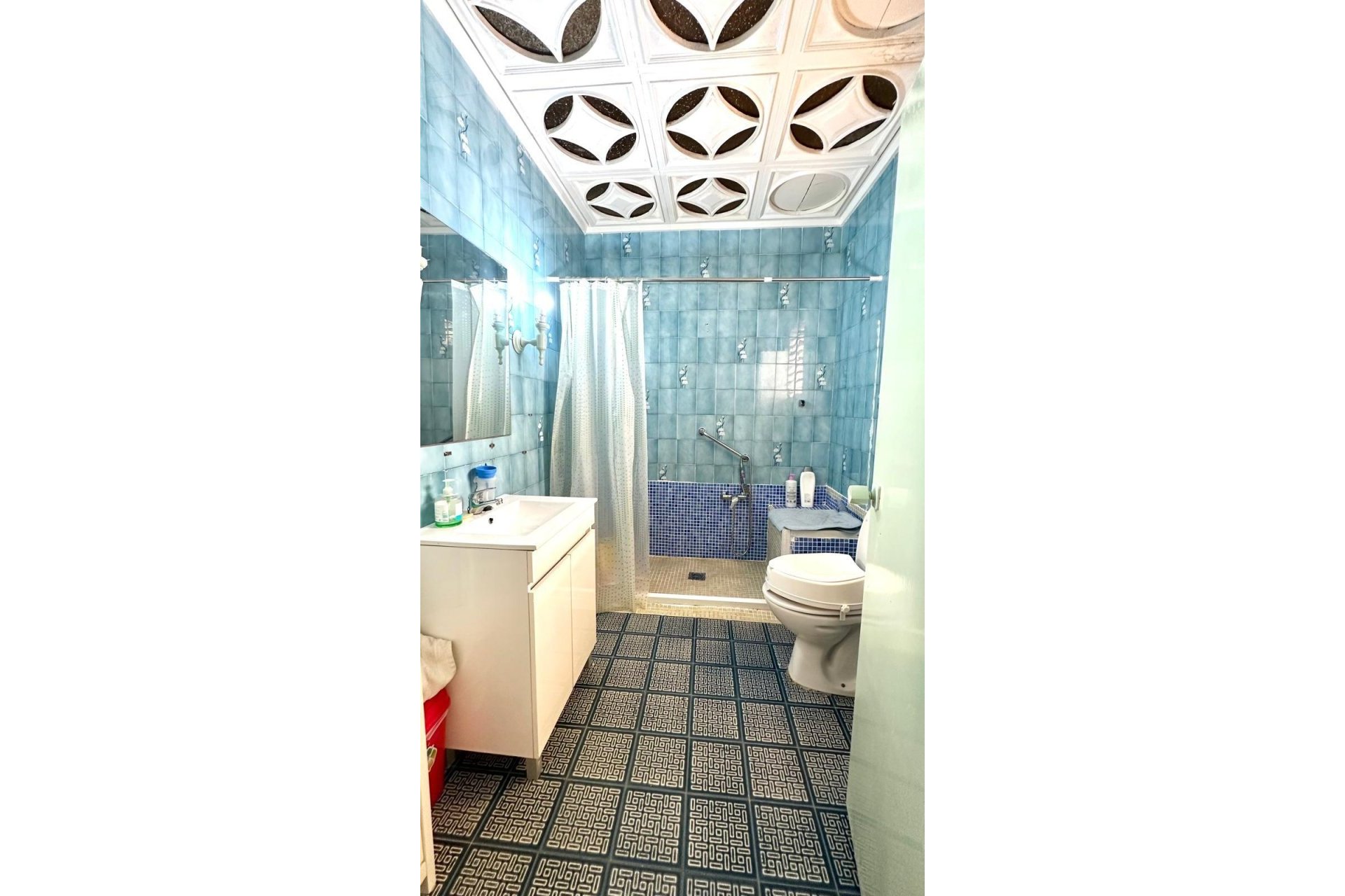 Revânzare - Apartament -
Torrevieja - Estacion De Autobuses