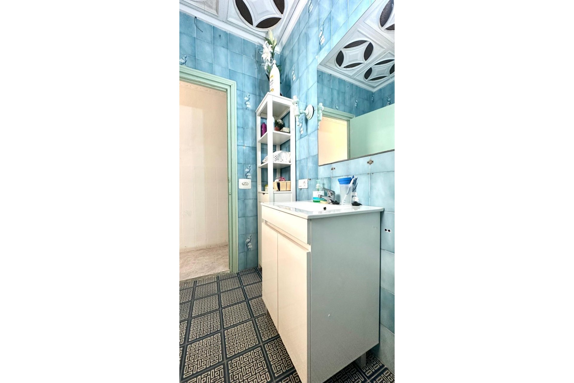 Revânzare - Apartament -
Torrevieja - Estacion De Autobuses