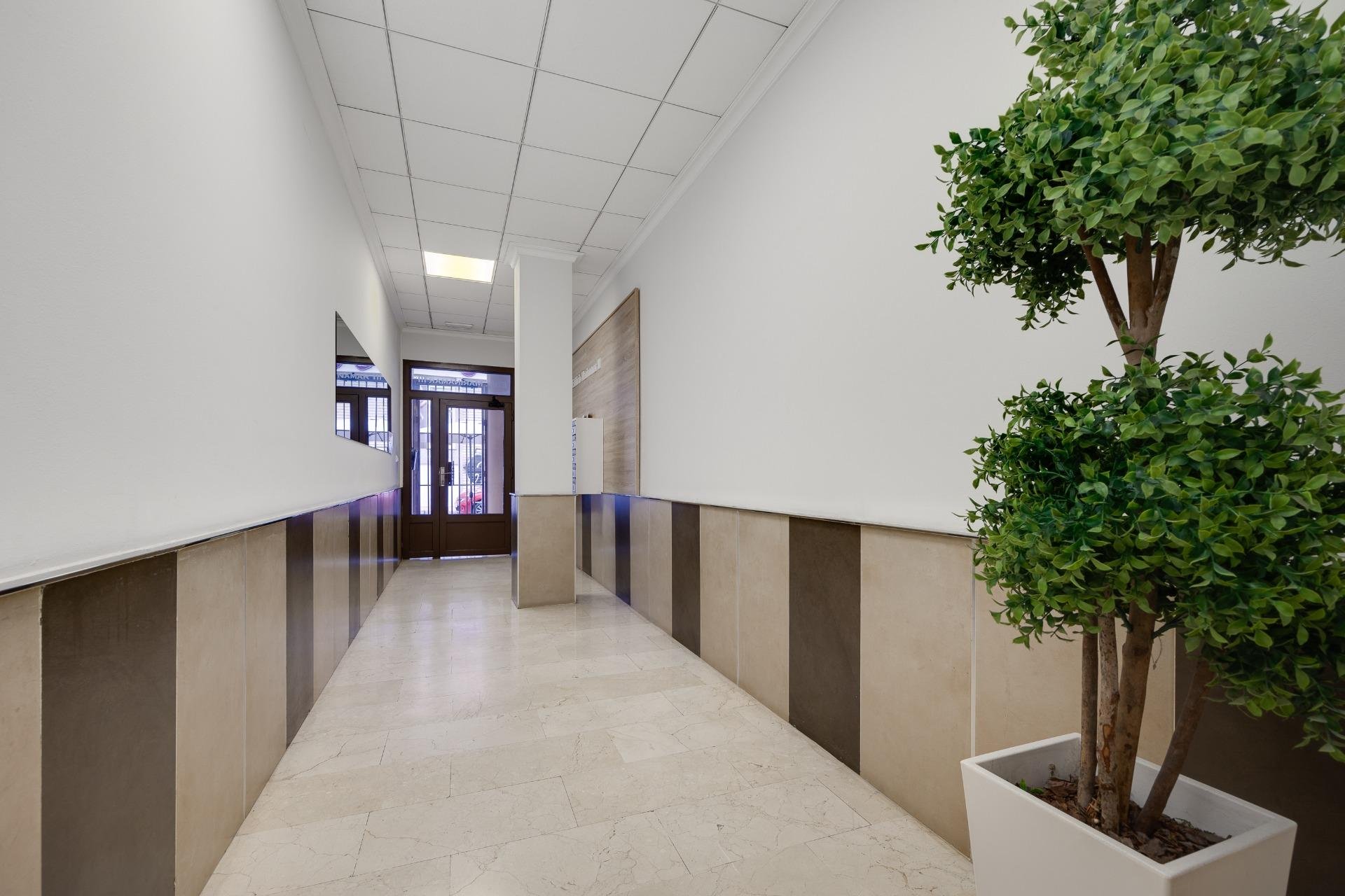Revânzare - Apartament -
Torrevieja - Estacion De Autobuses