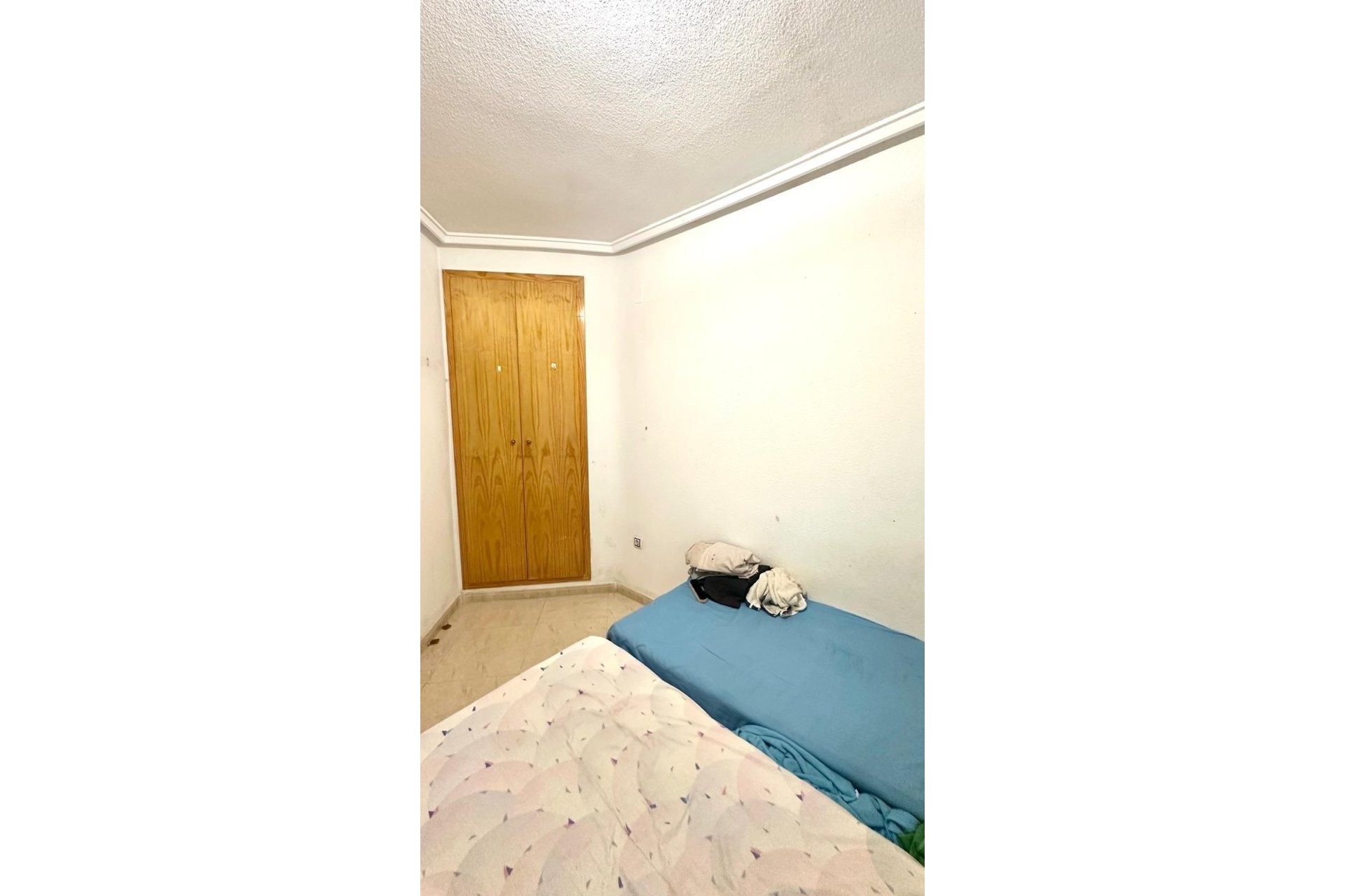 Revânzare - Apartament -
Torrevieja - Estacion De Autobuses