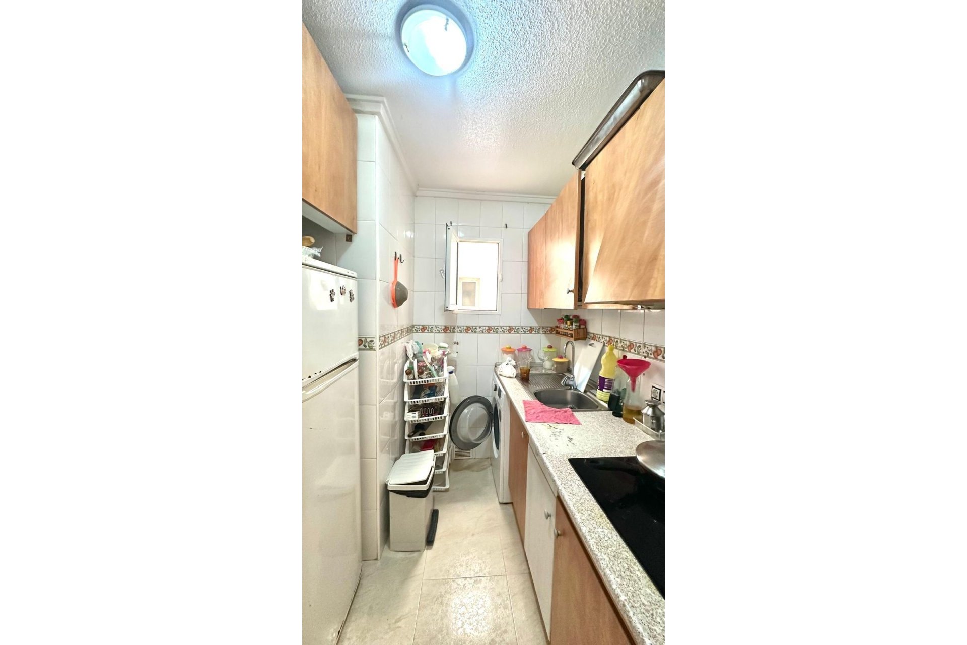 Revânzare - Apartament -
Torrevieja - Estacion De Autobuses