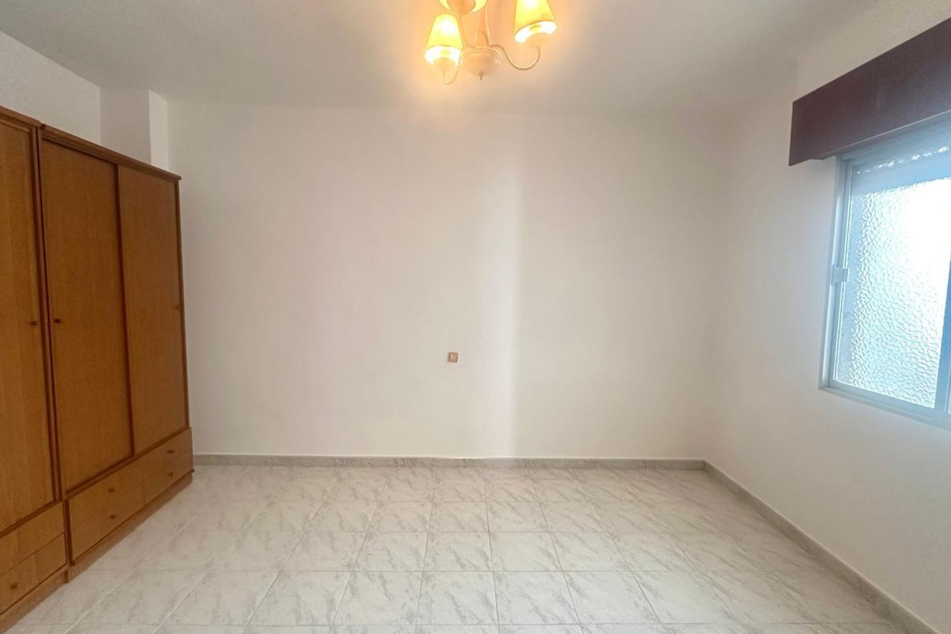 Revânzare - Apartament -
Torrevieja - Estacion De Autobuses