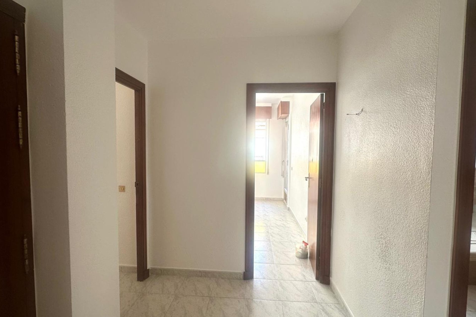 Revânzare - Apartament -
Torrevieja - Estacion De Autobuses