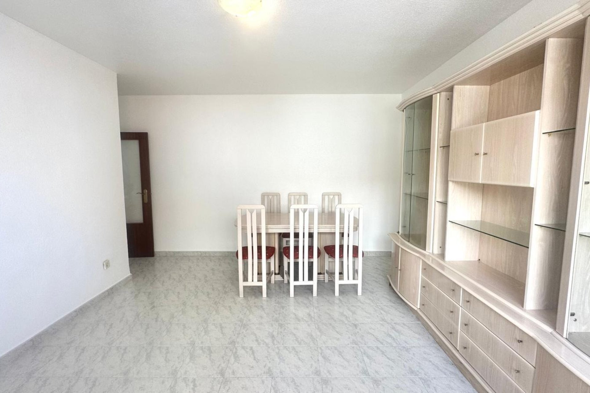 Revânzare - Apartament -
Torrevieja - Estacion De Autobuses