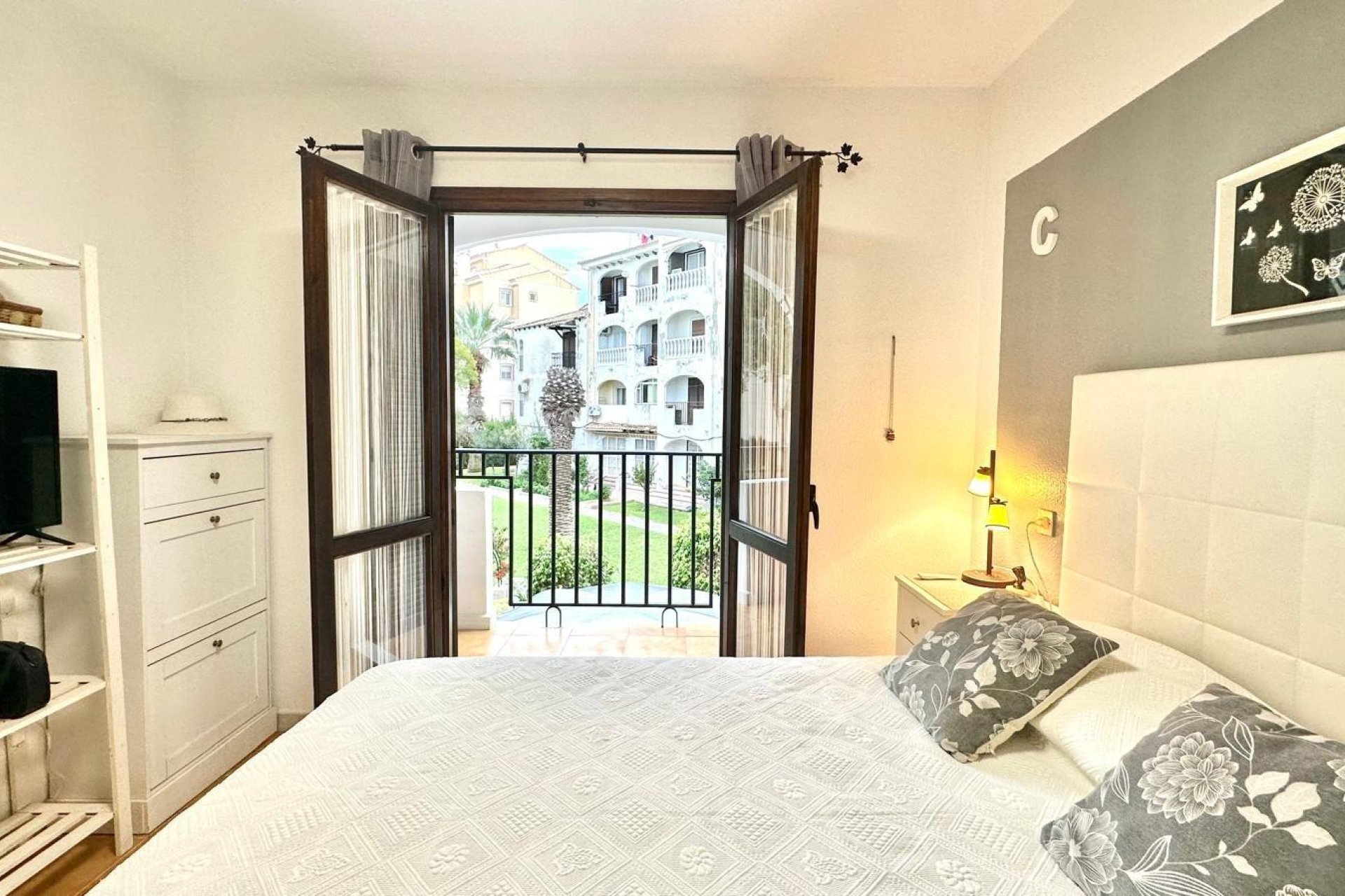 Revânzare - Apartament -
Torrevieja - Estacion De Autobuses