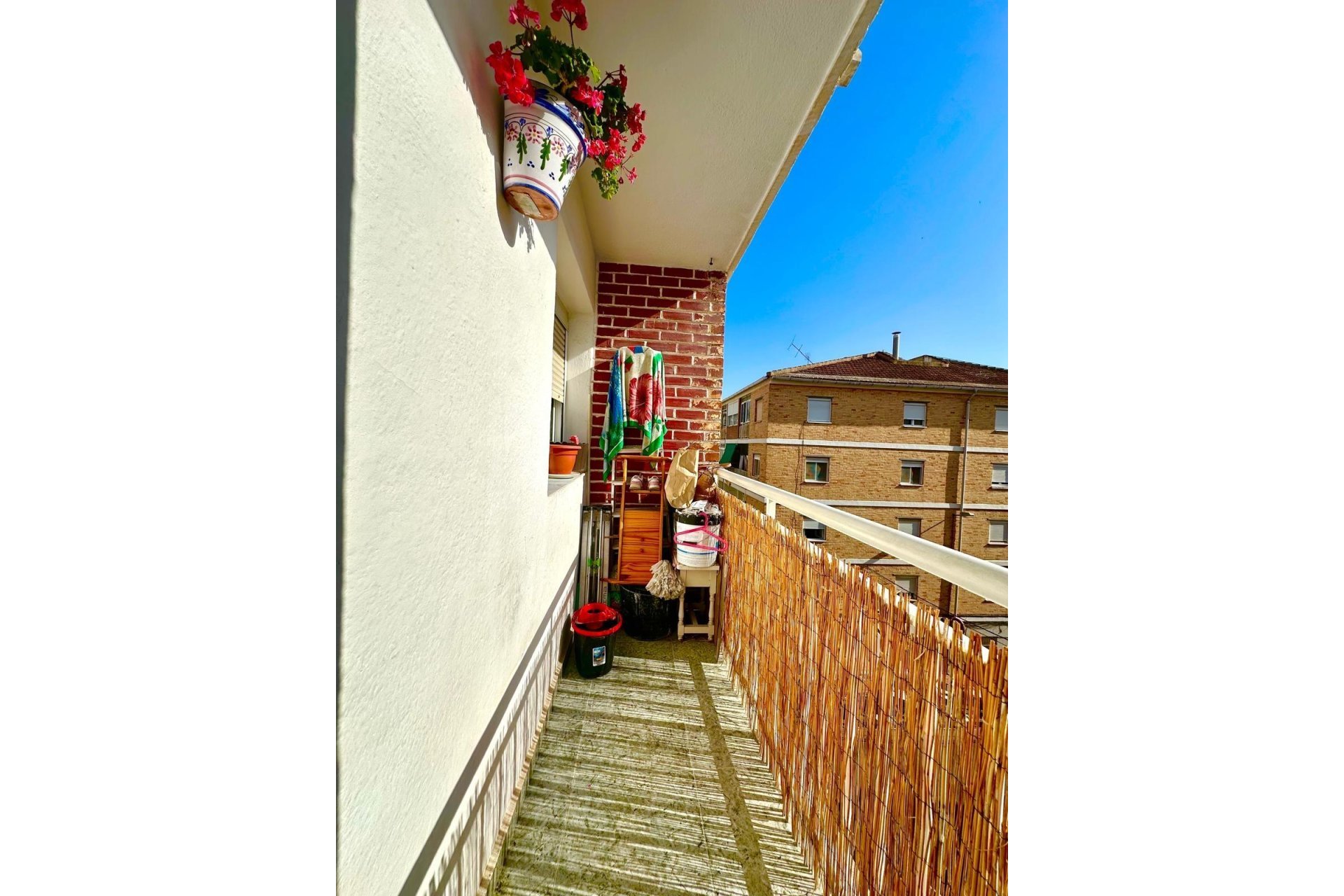 Revânzare - Apartament -
Torrevieja - Estacion De Autobuses