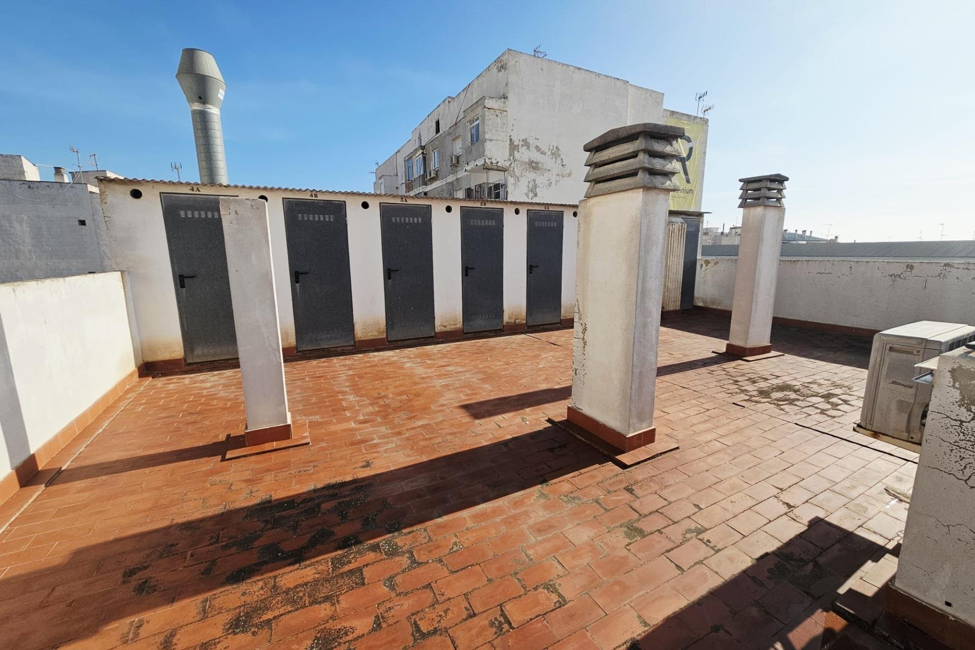 Revânzare - Apartament -
Torrevieja - Estacion De Autobuses